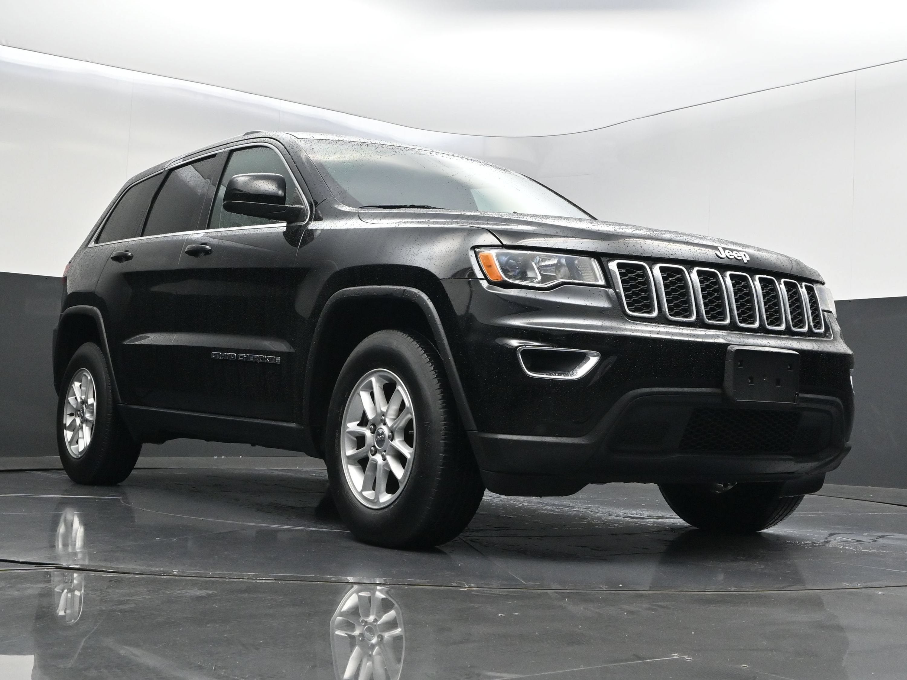 2018 Jeep Grand Cherokee Laredo E 4x4