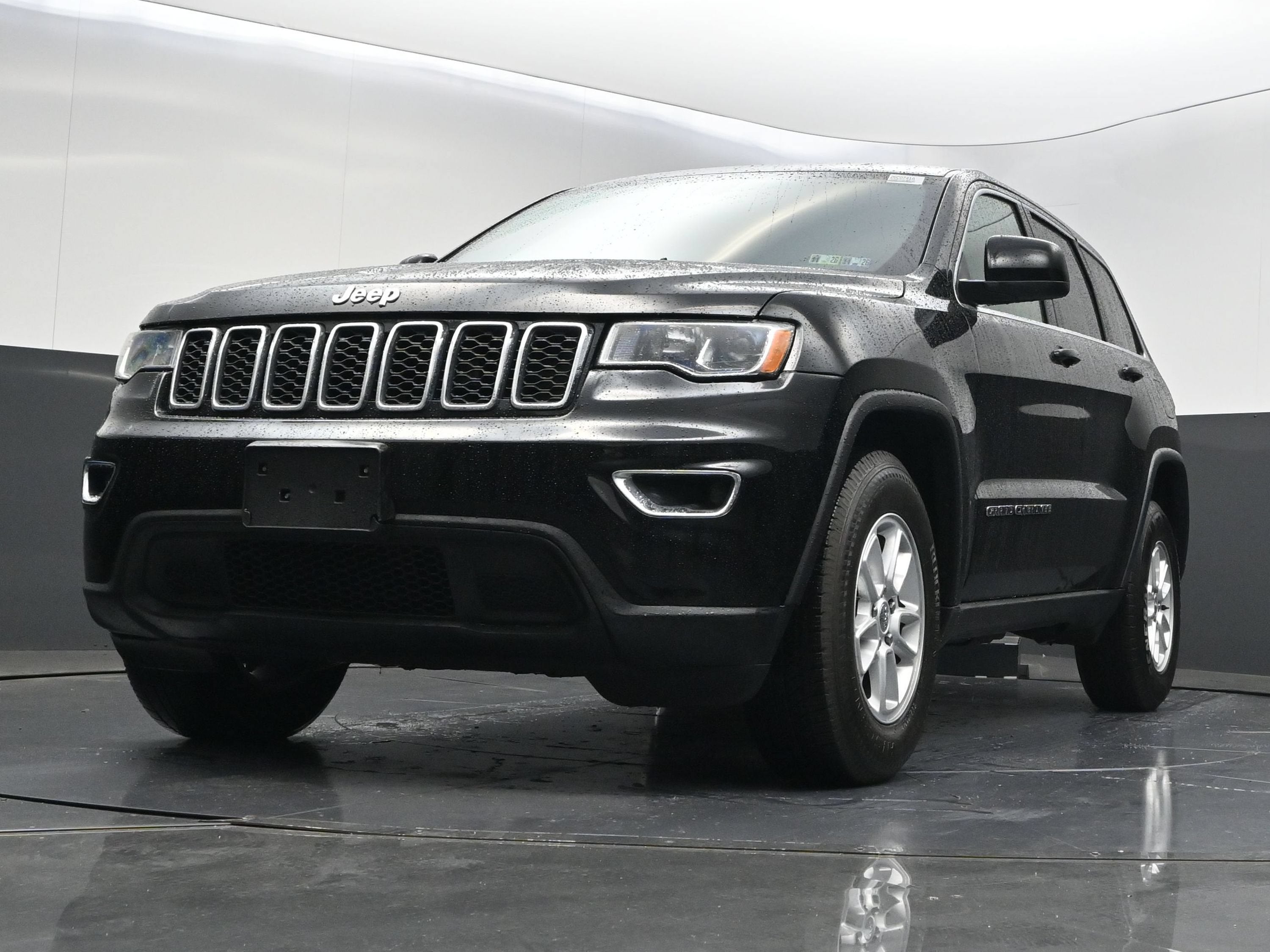 2018 Jeep Grand Cherokee Laredo E 4x4
