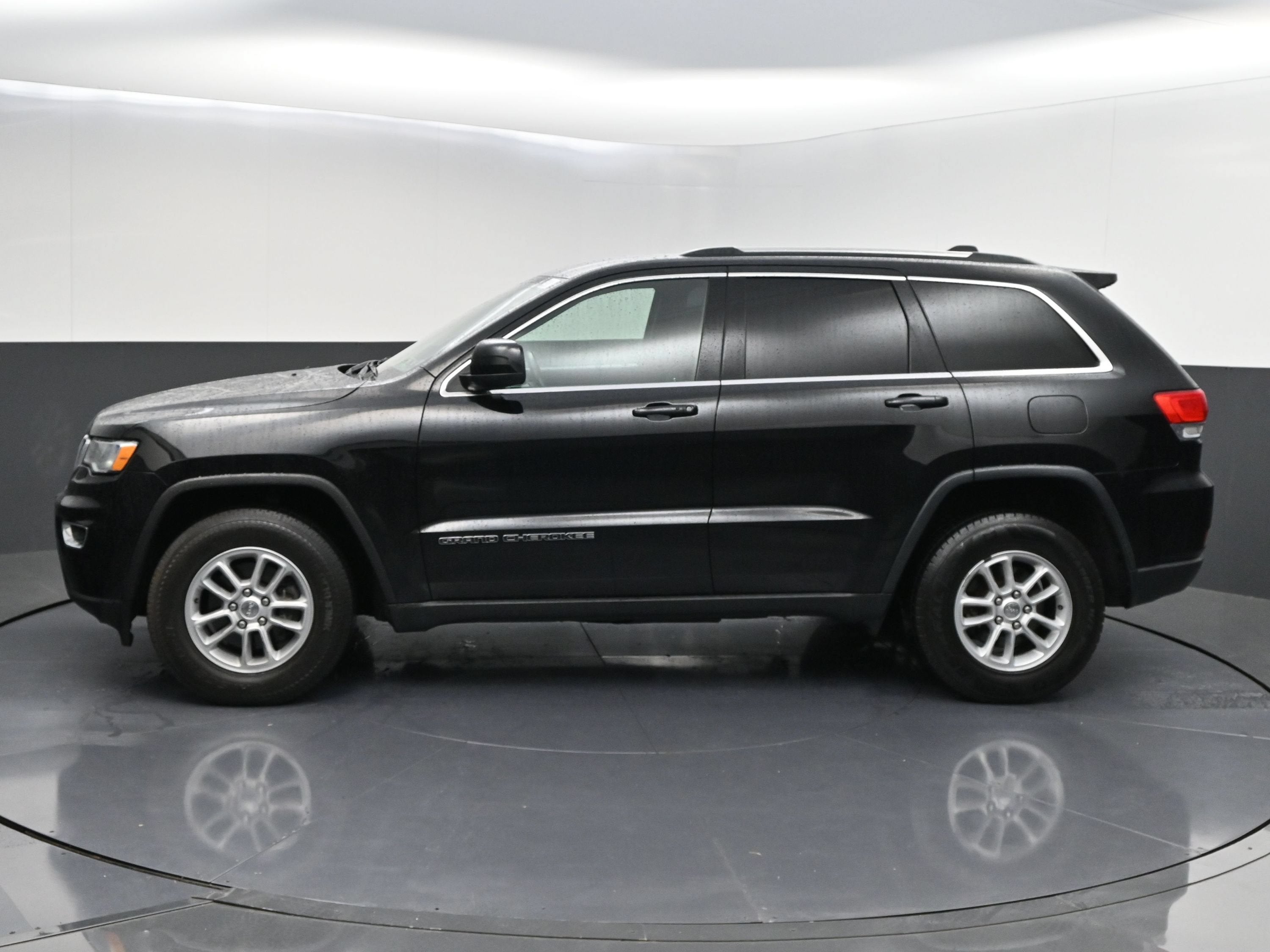 2018 Jeep Grand Cherokee Laredo E 4x4
