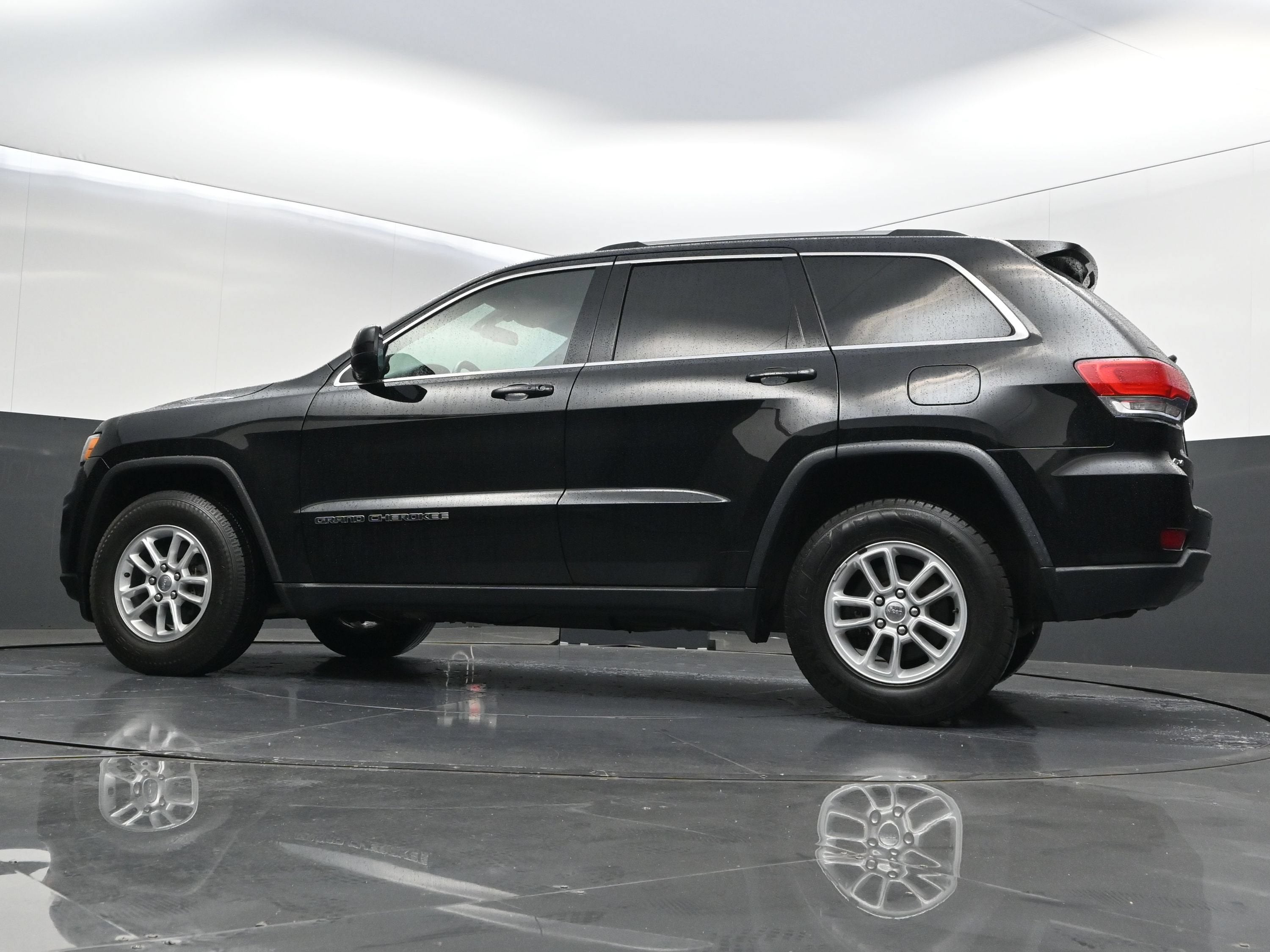 2018 Jeep Grand Cherokee Laredo E 4x4