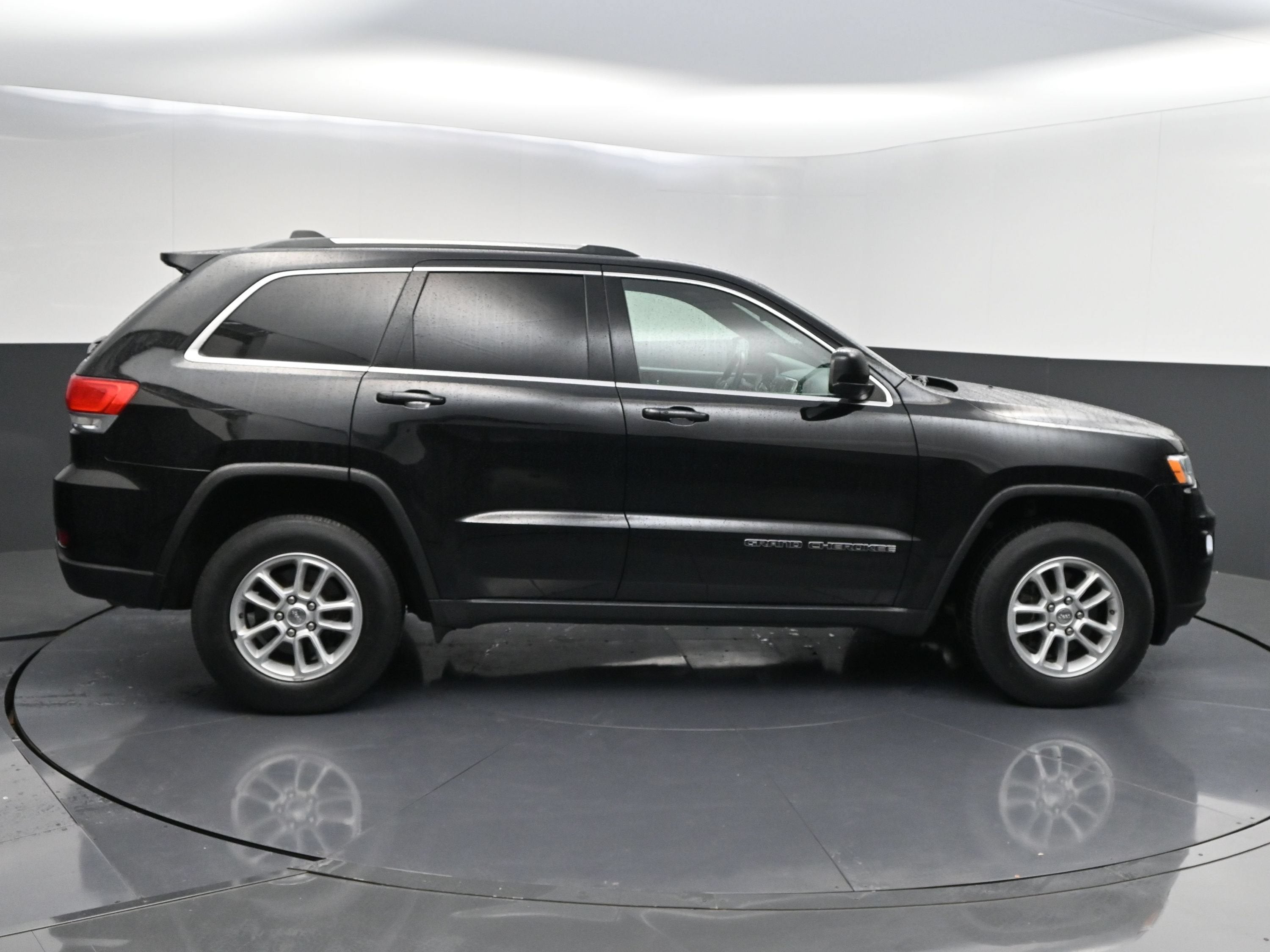 2018 Jeep Grand Cherokee Laredo E 4x4