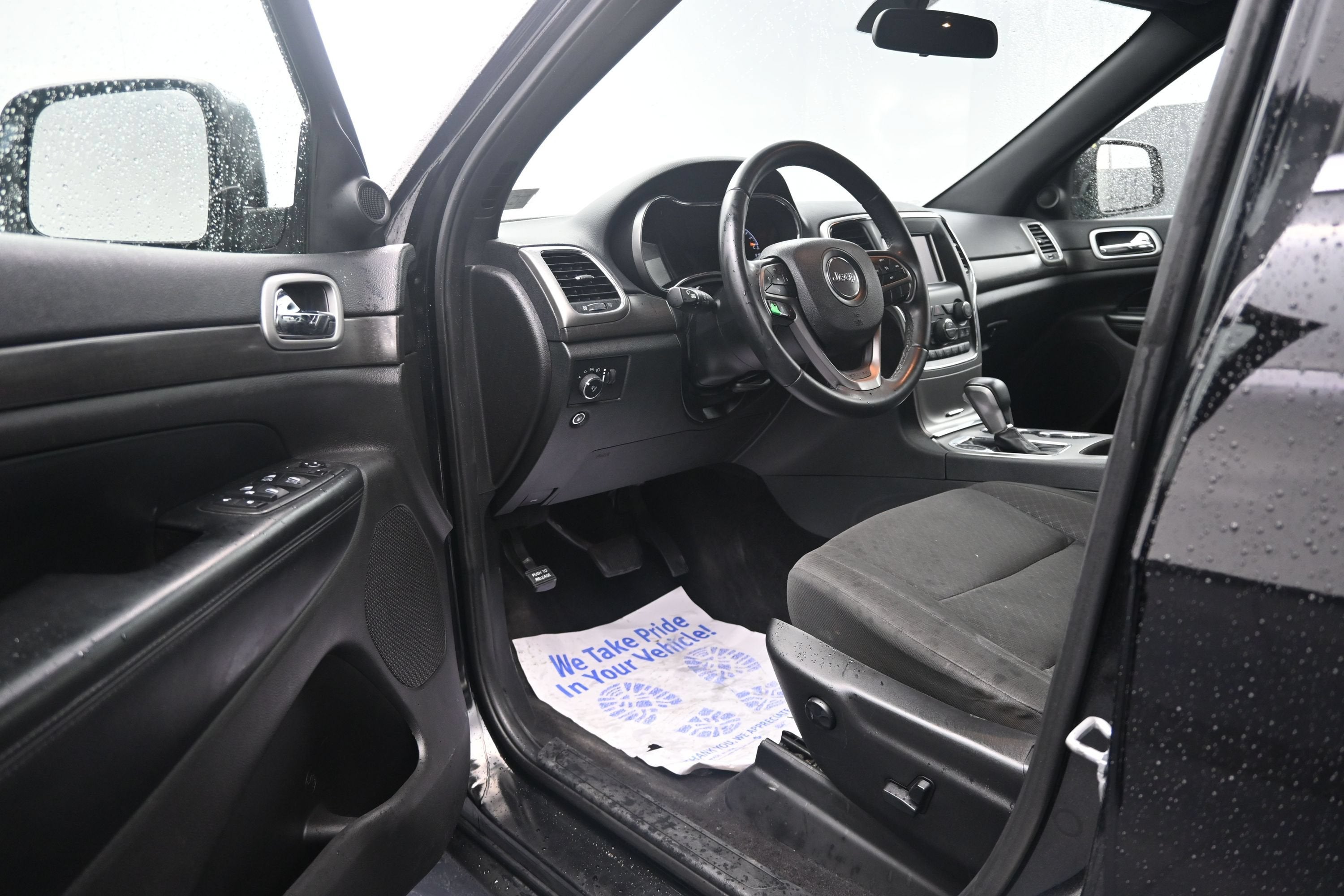 2018 Jeep Grand Cherokee Laredo E 4x4