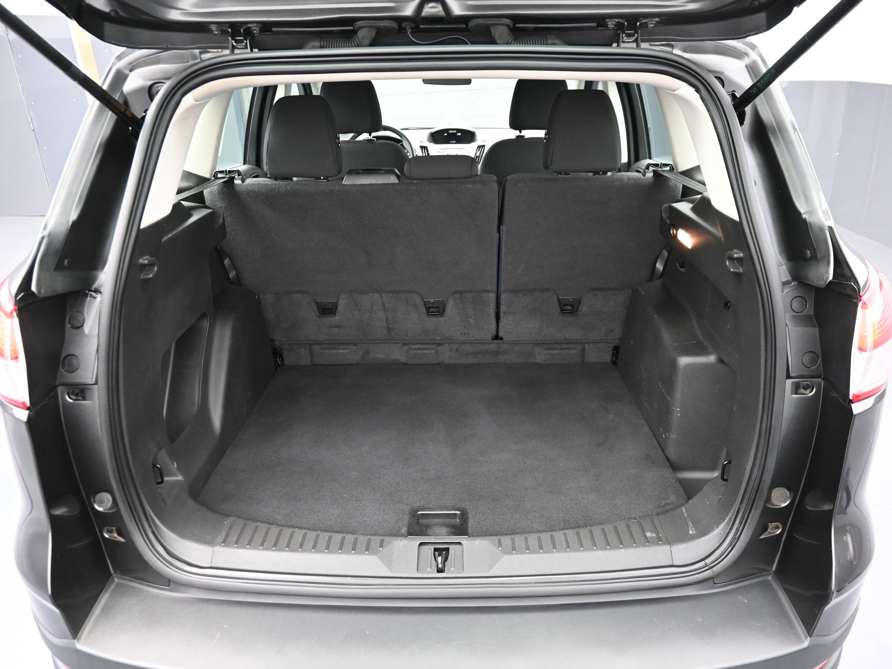 2016 Ford Escape S