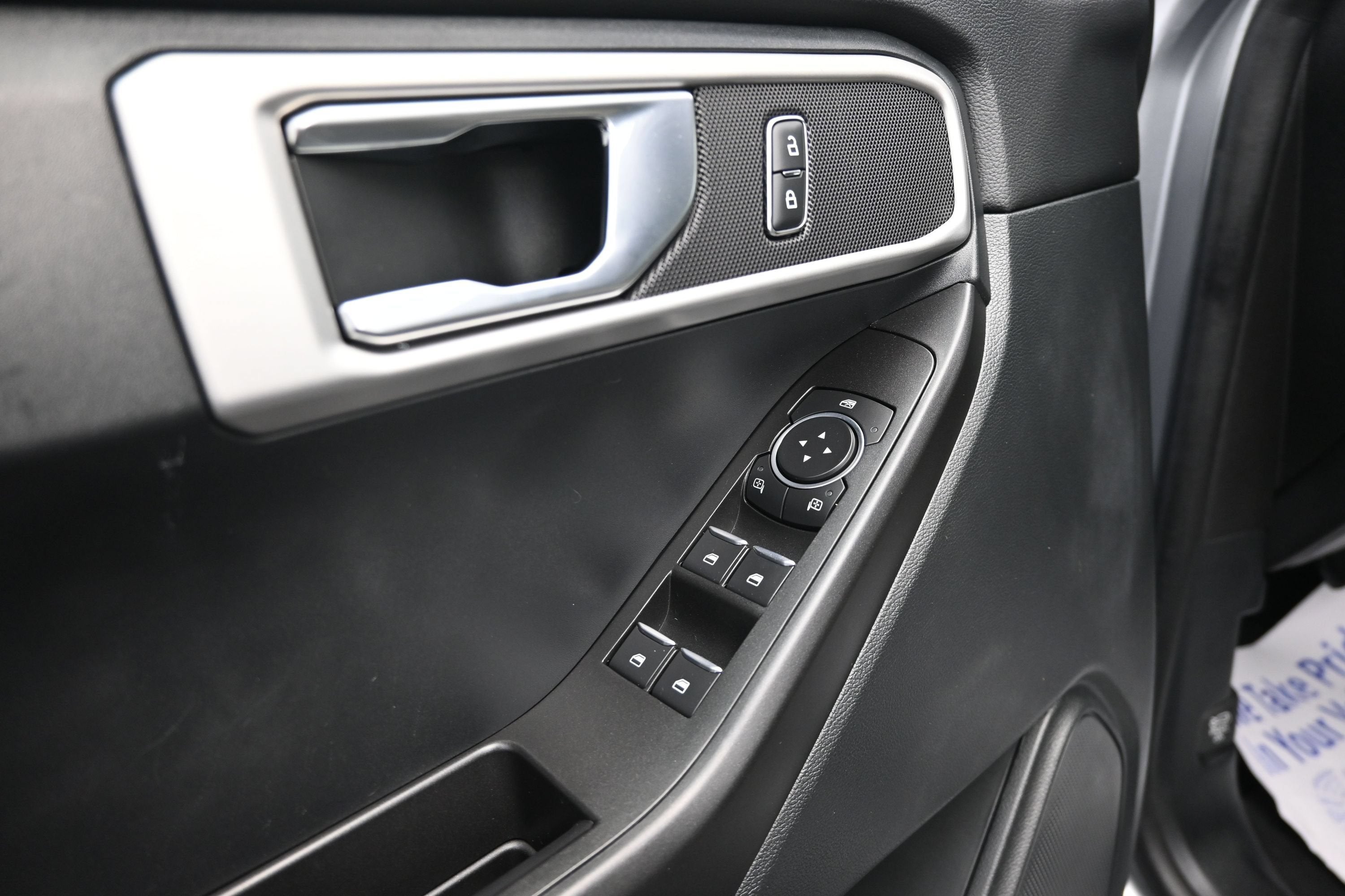 2021 Ford Explorer Base