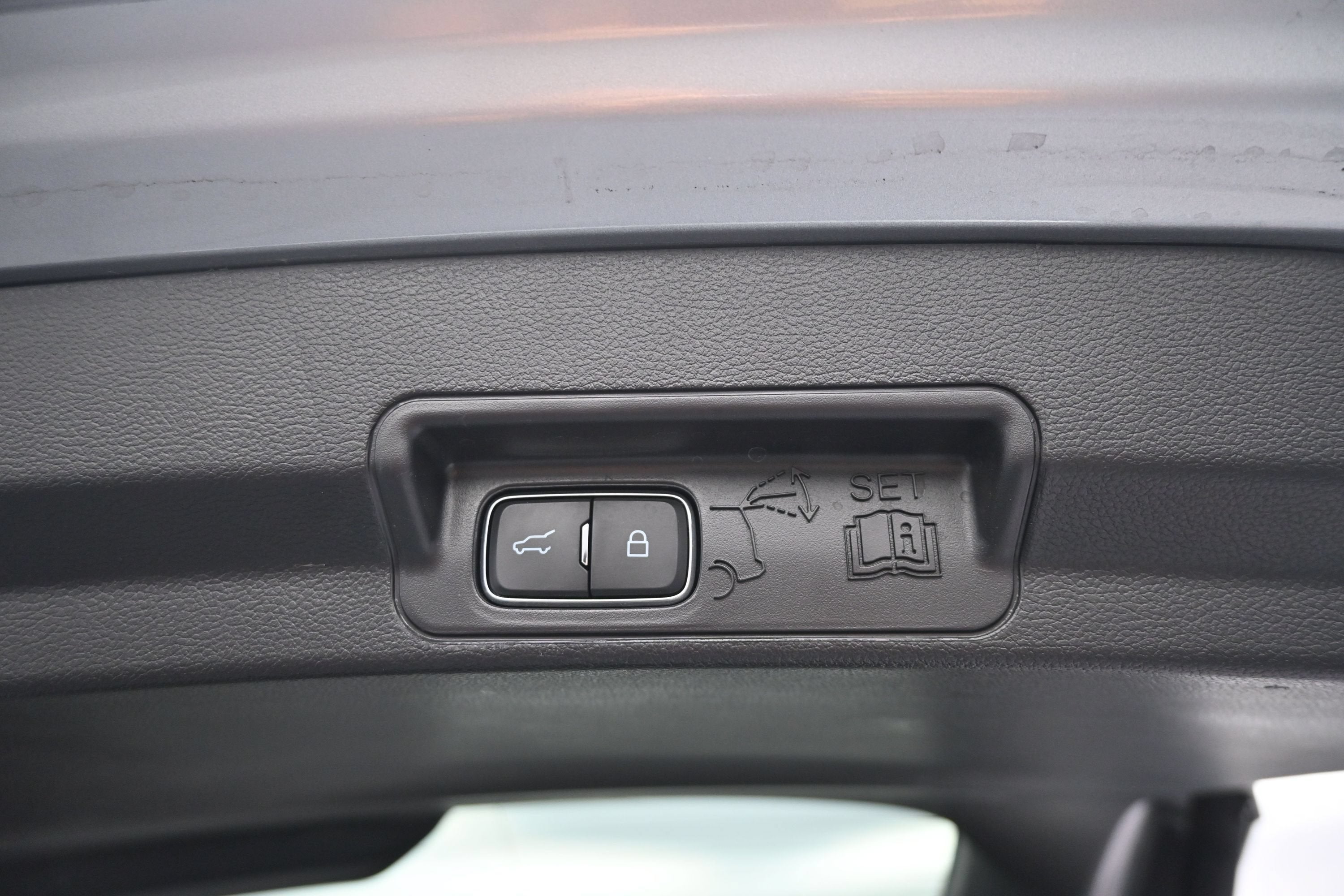 2021 Ford Explorer Base