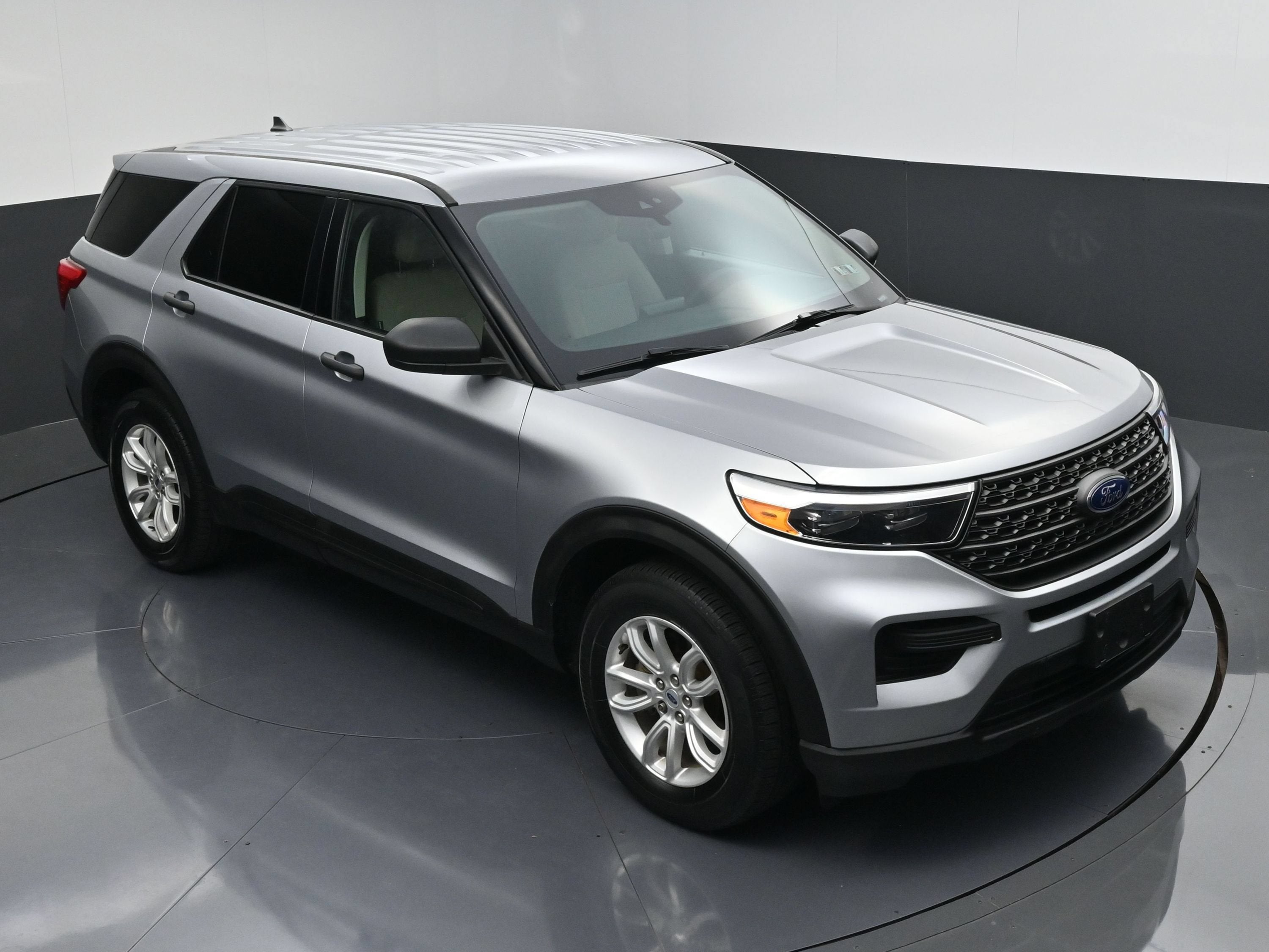 2021 Ford Explorer Base