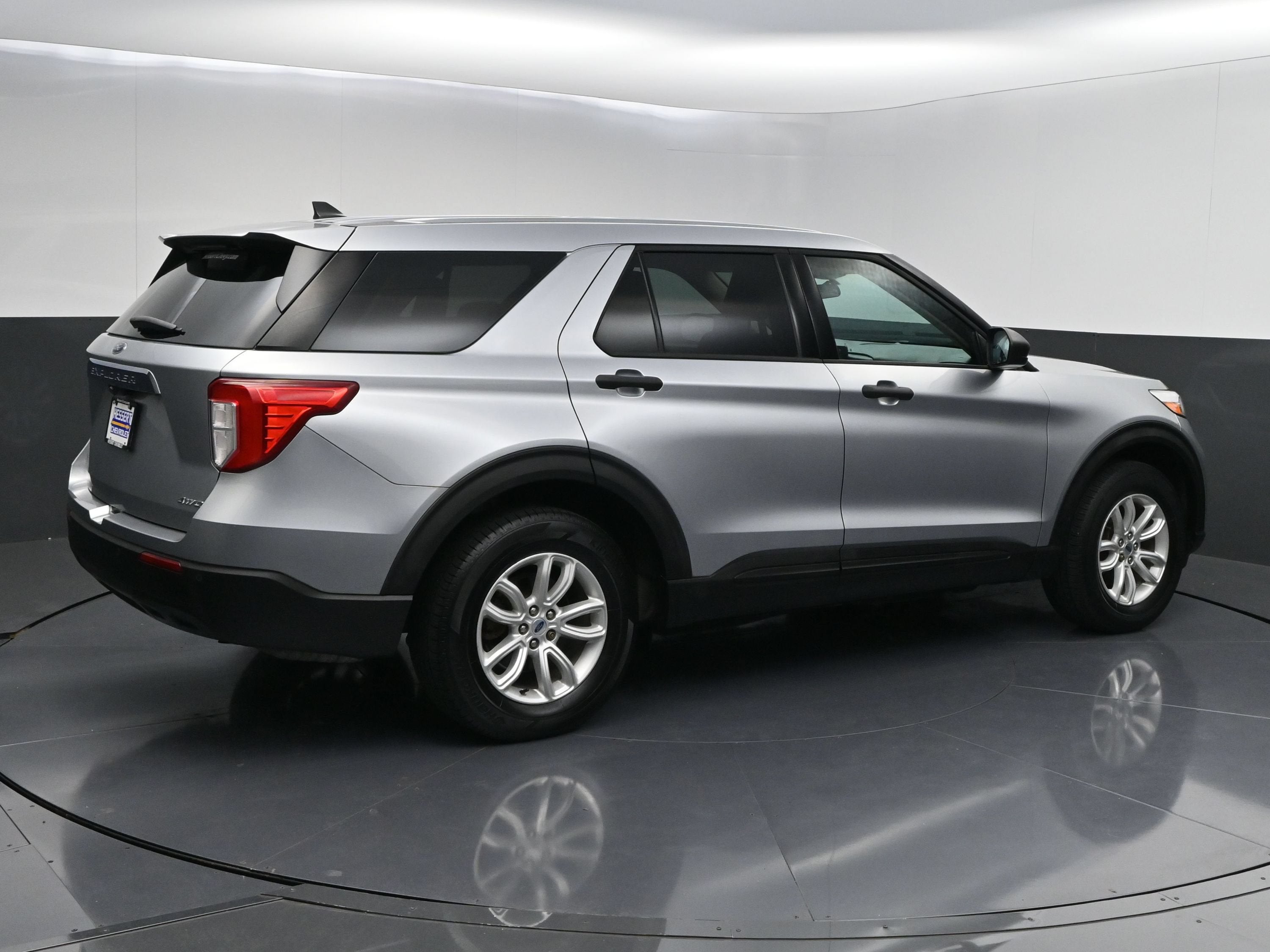 2021 Ford Explorer Base