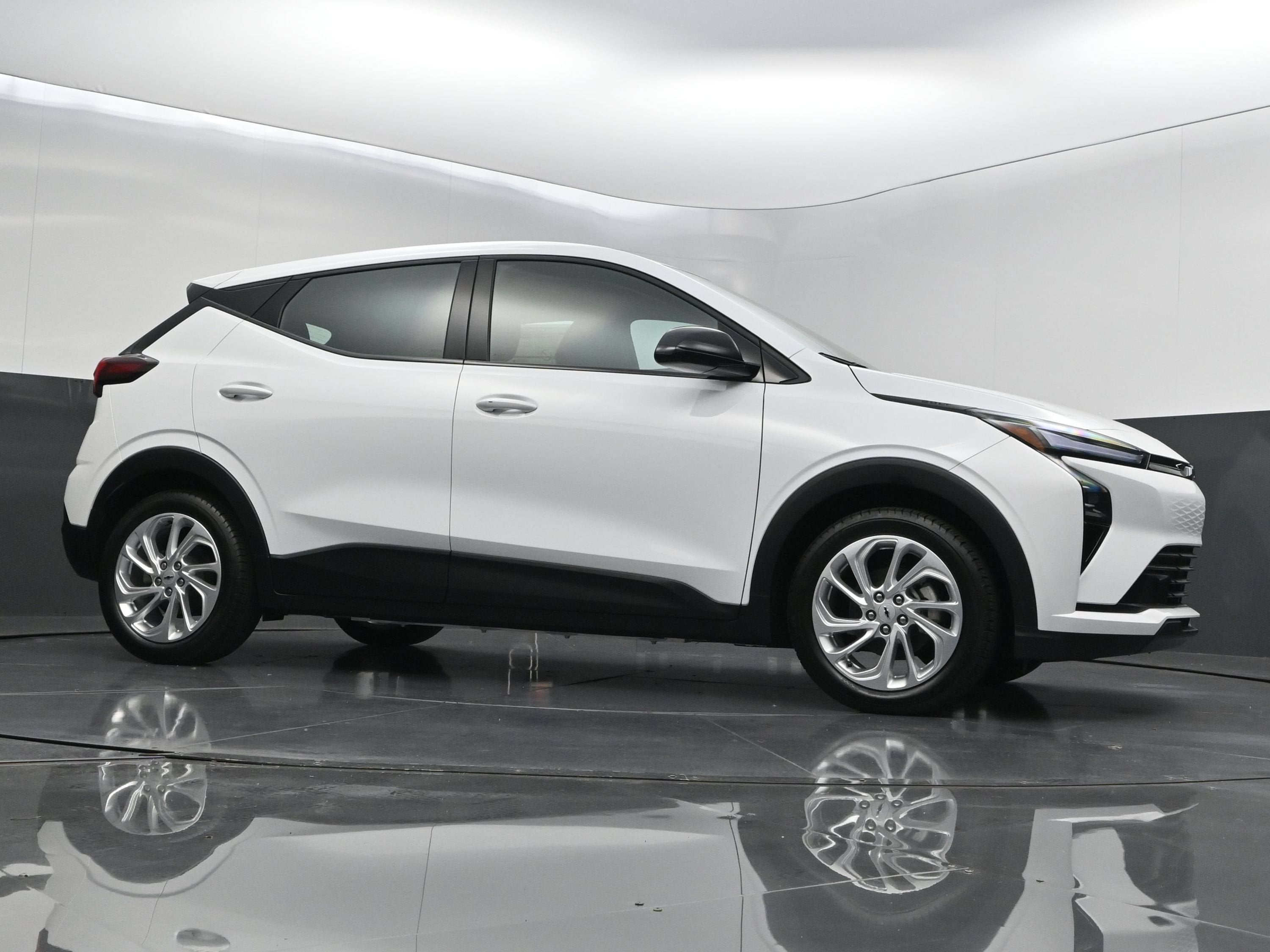 2027 Chevrolet Bolt LT - Photo 41