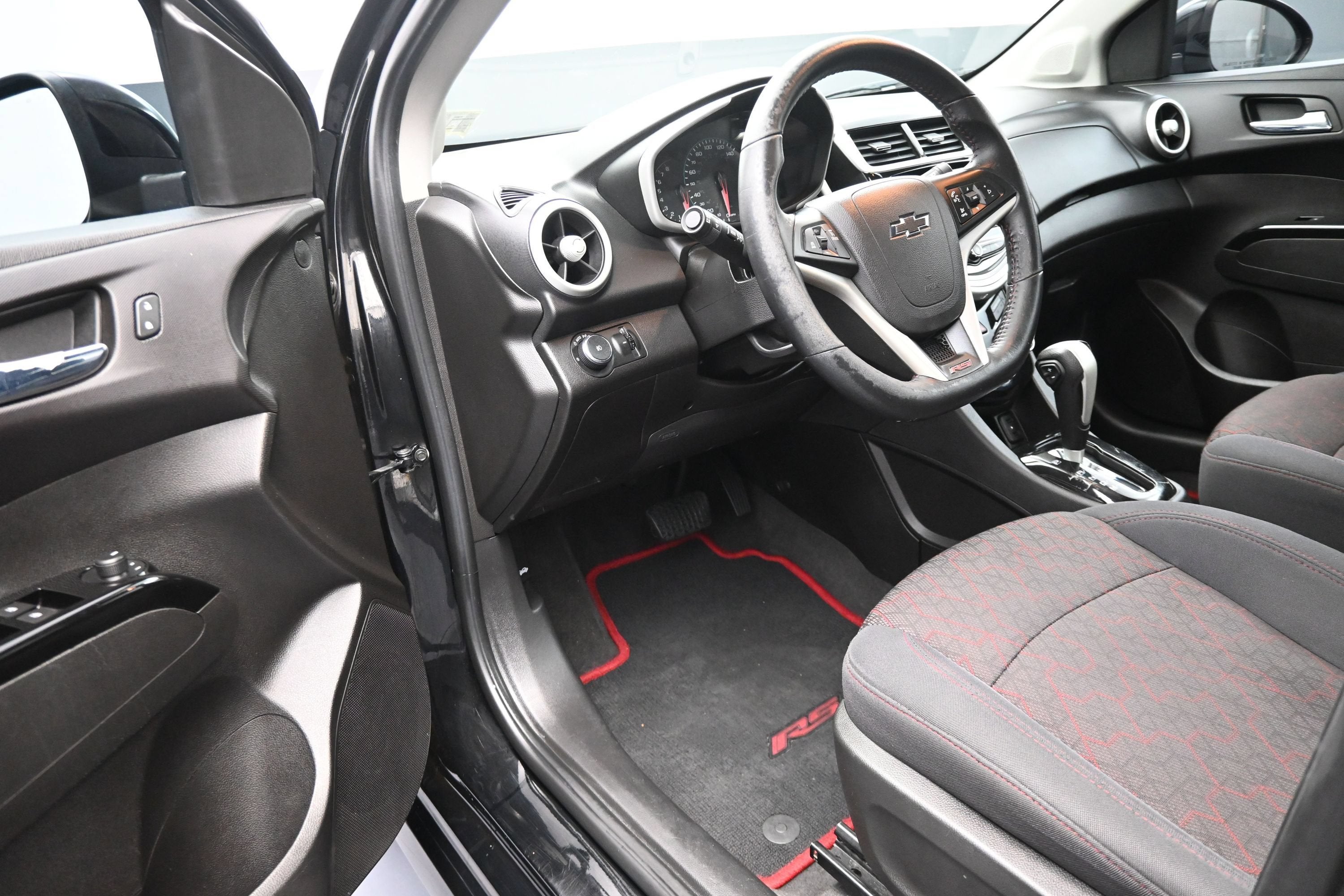 2020 Chevrolet Sonic LT