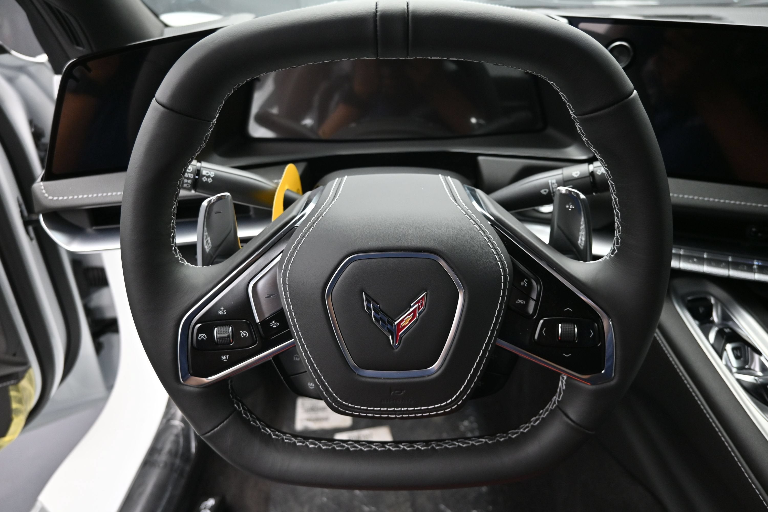 2027 Chevrolet Corvette 1LT - Photo 10