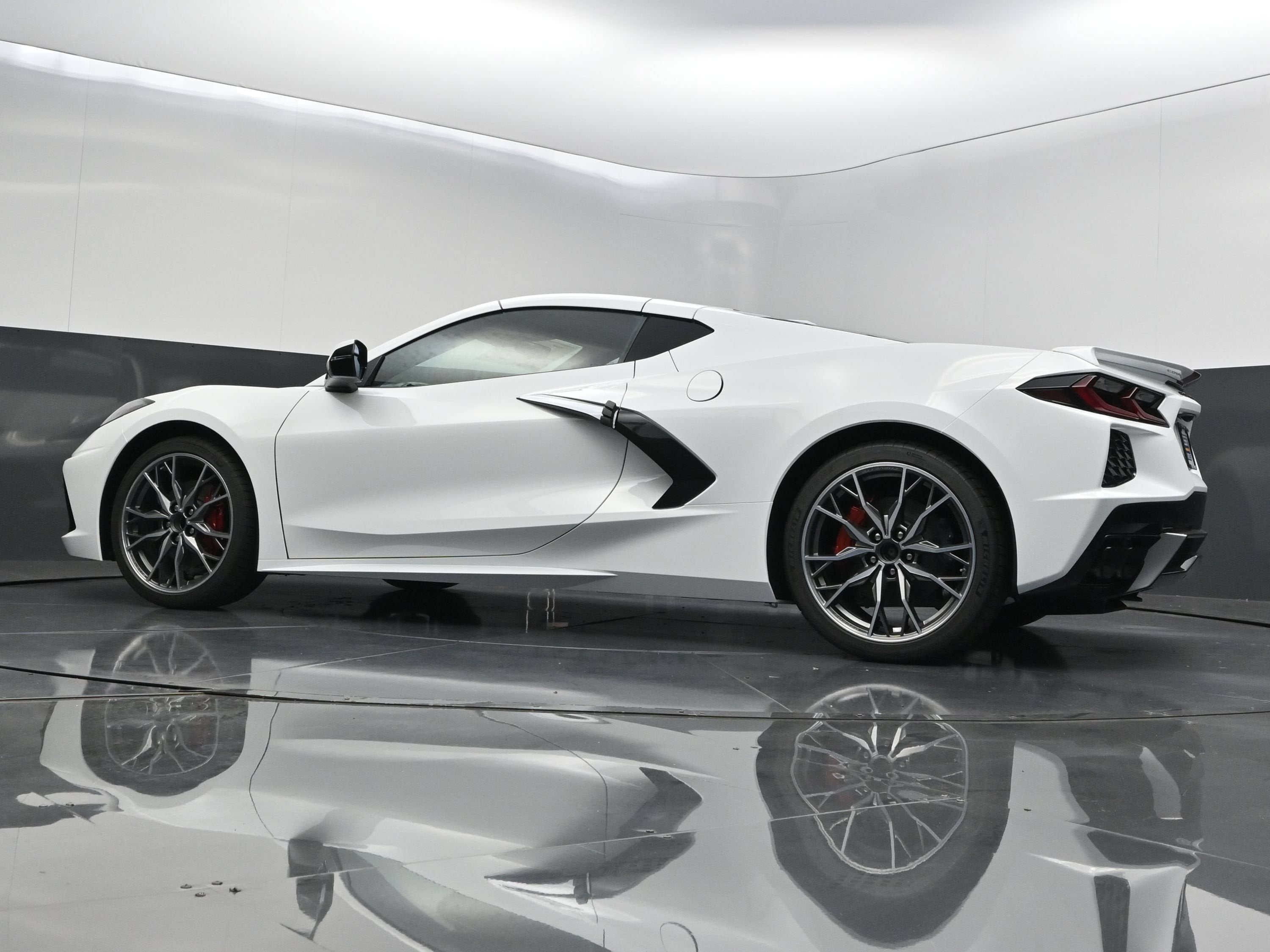 2027 Chevrolet Corvette 1LT - Photo 38