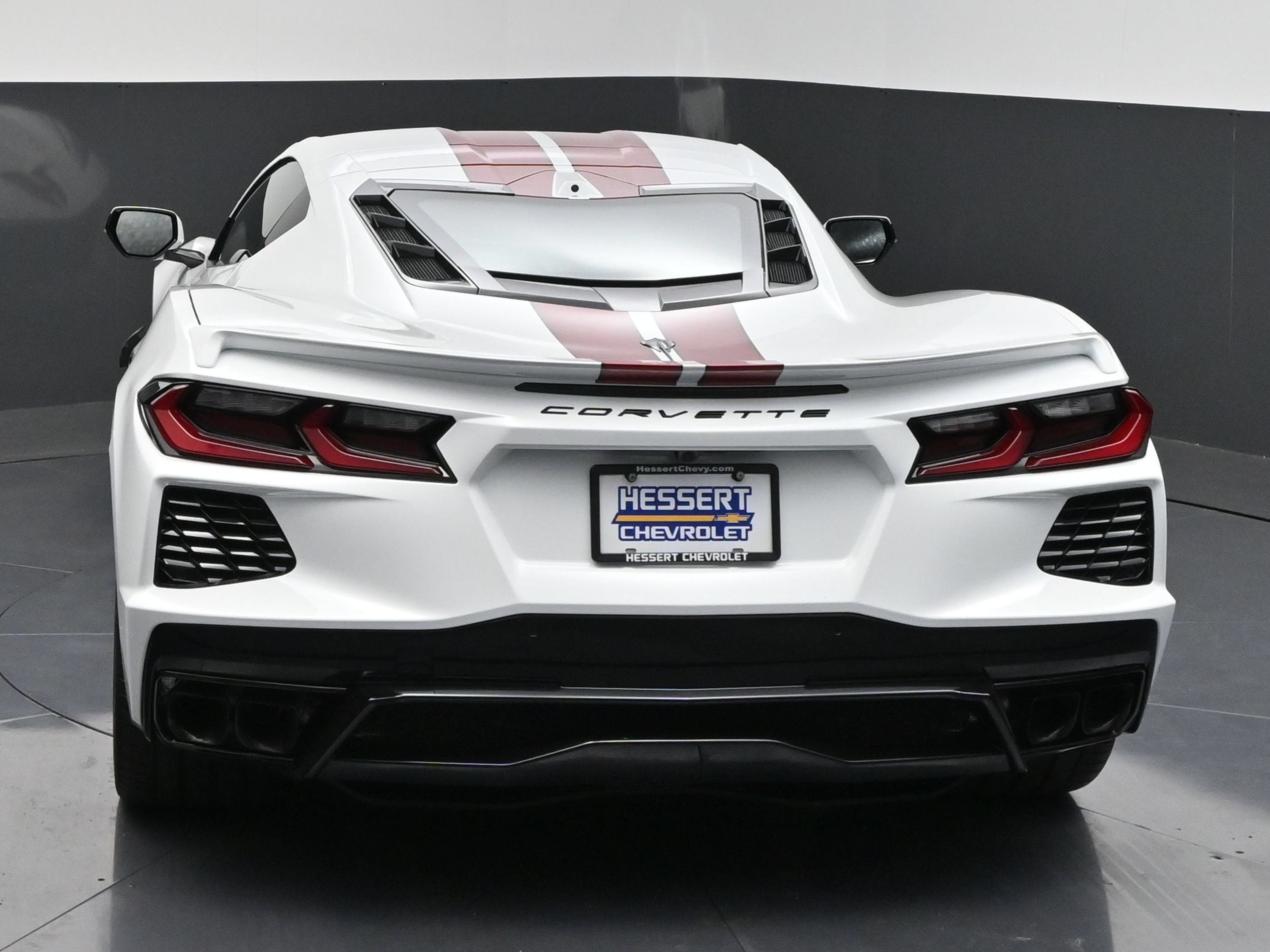 2027 Chevrolet Corvette 1LT - Photo 6