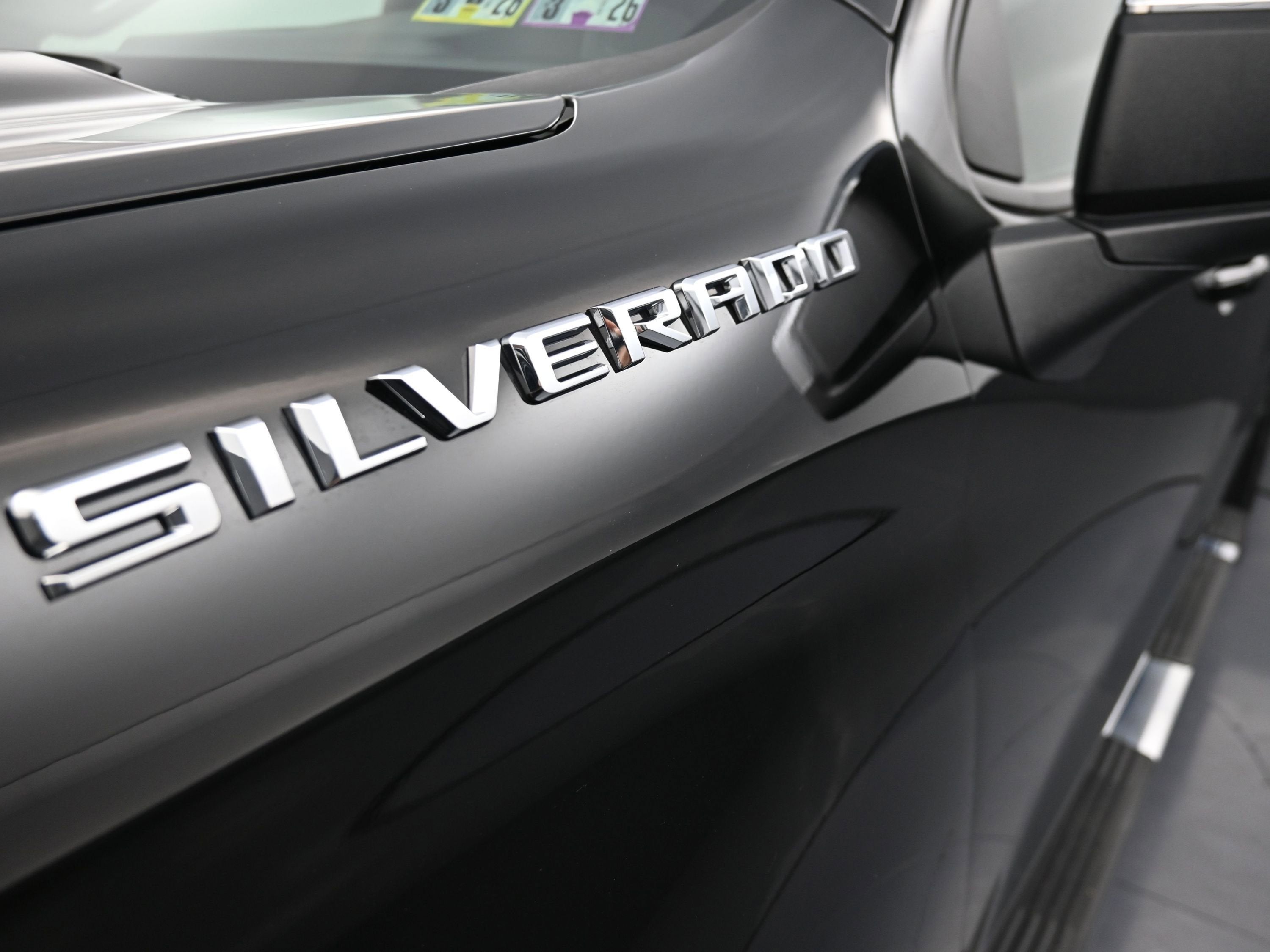 2025 Chevrolet Silverado 1500 LT (2FL)