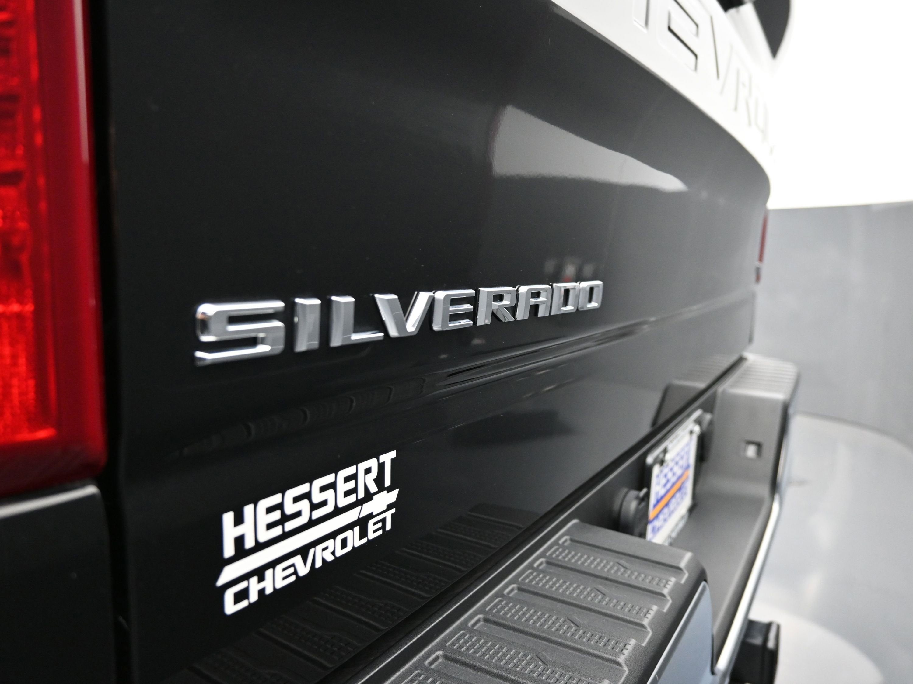 2025 Chevrolet Silverado 1500 LT (2FL)