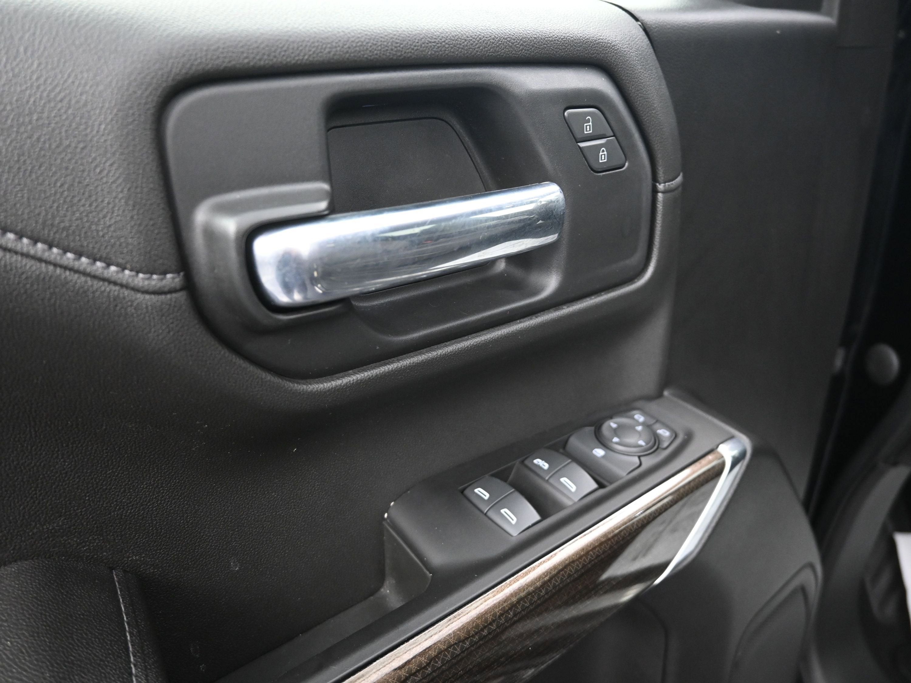 2022 Chevrolet Silverado 1500 LTD LT (2FL)