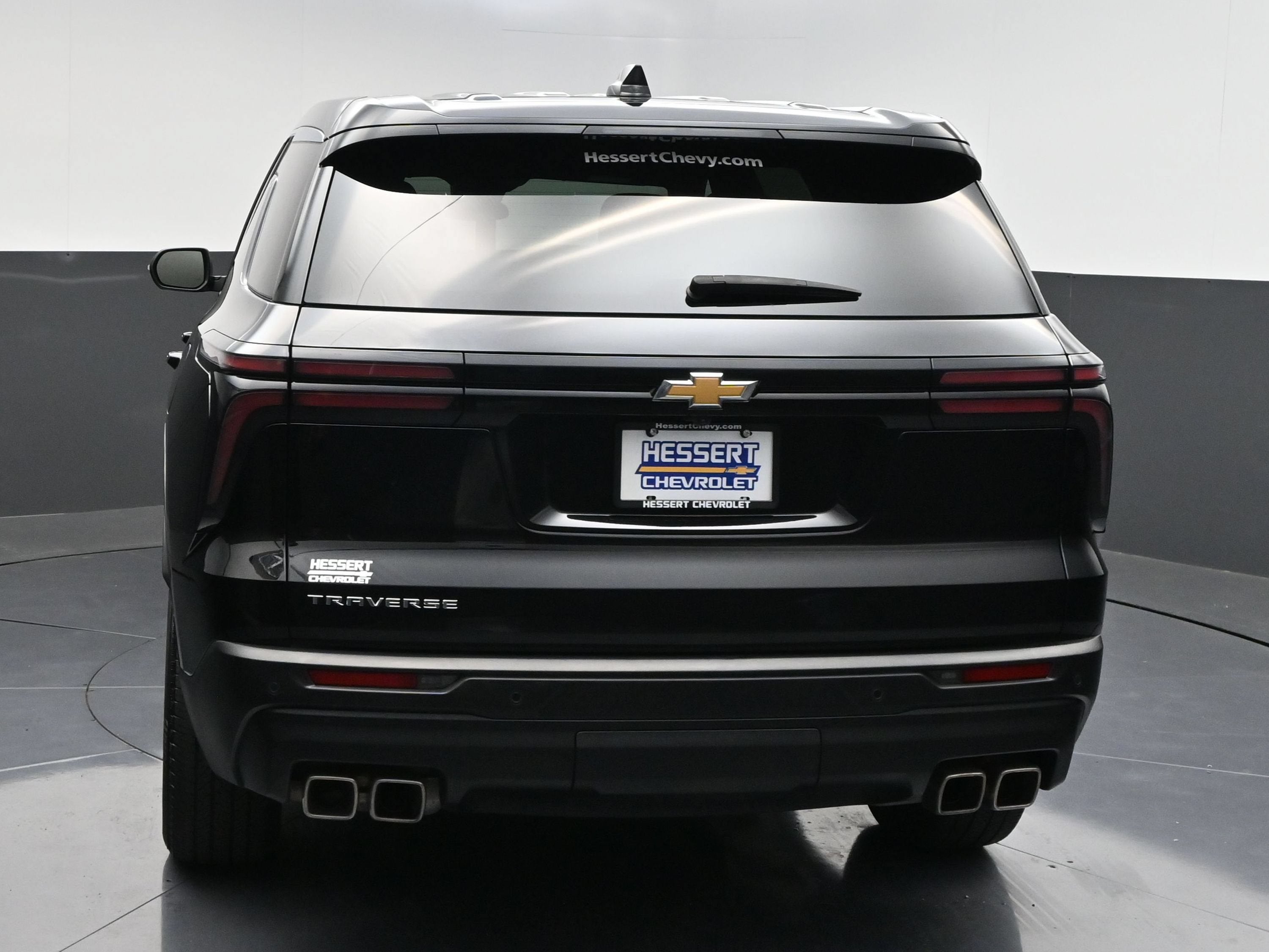 2024 Chevrolet Traverse LS