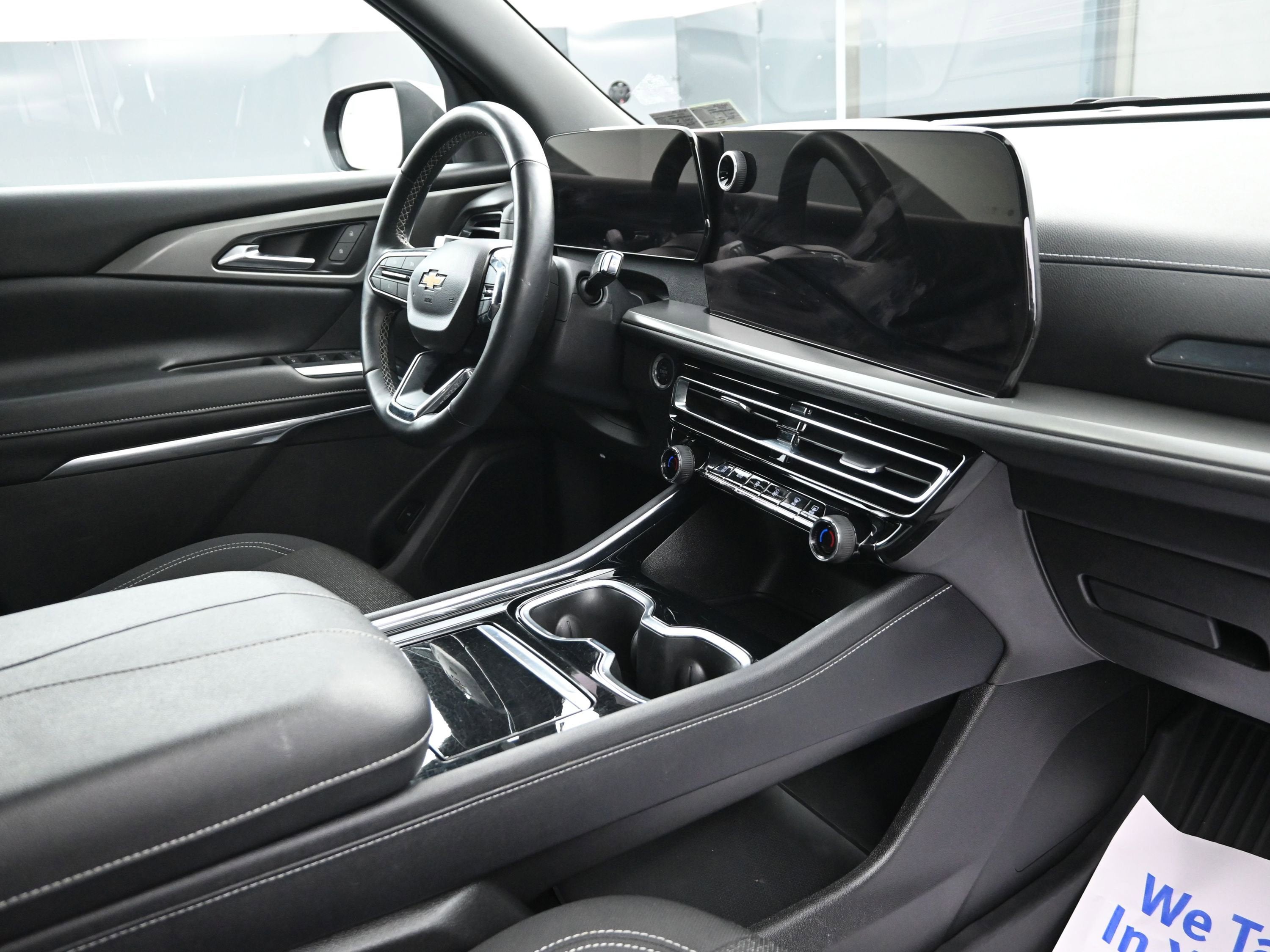 2024 Chevrolet Traverse LS