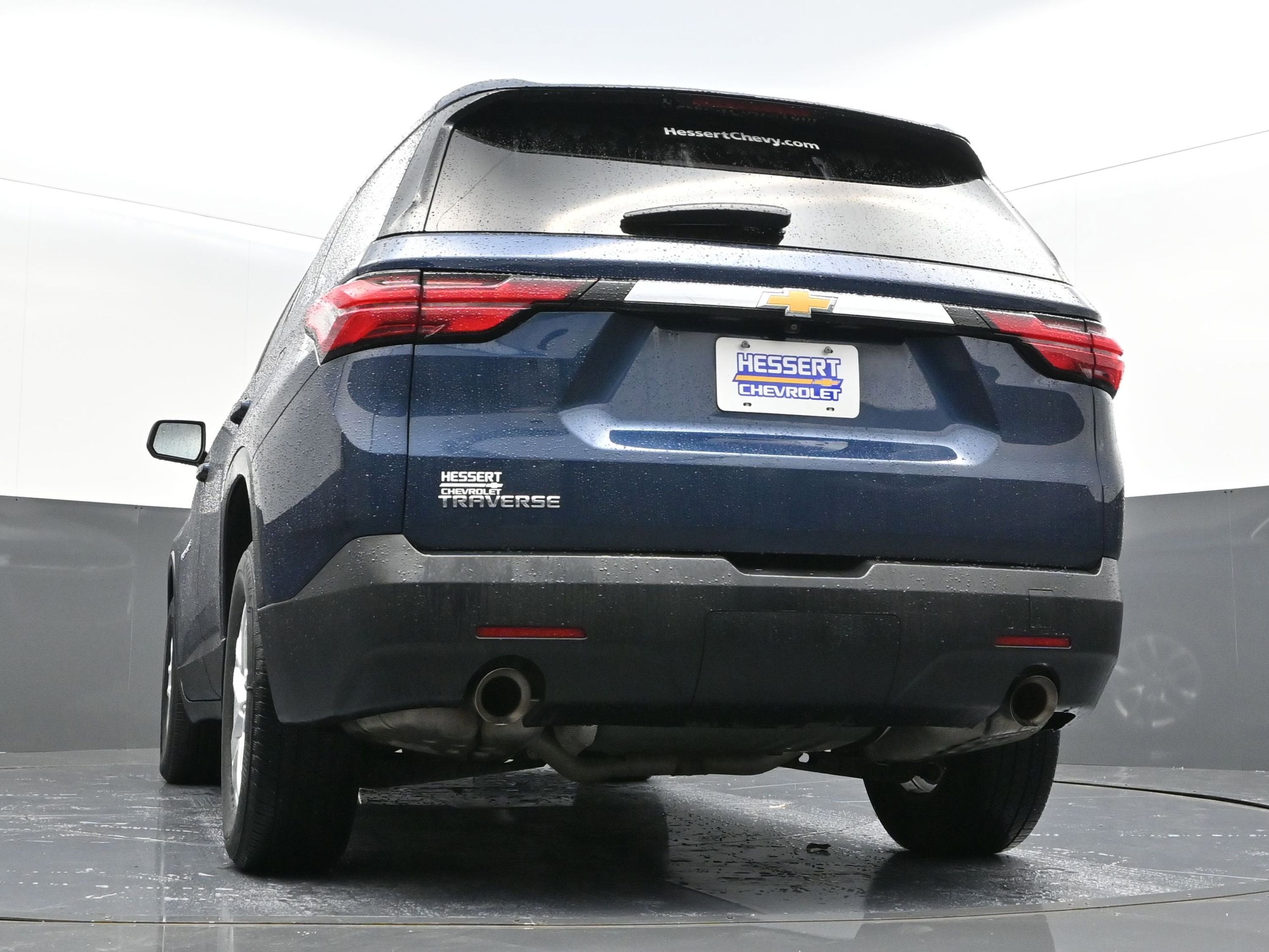 2023 Chevrolet Traverse LS