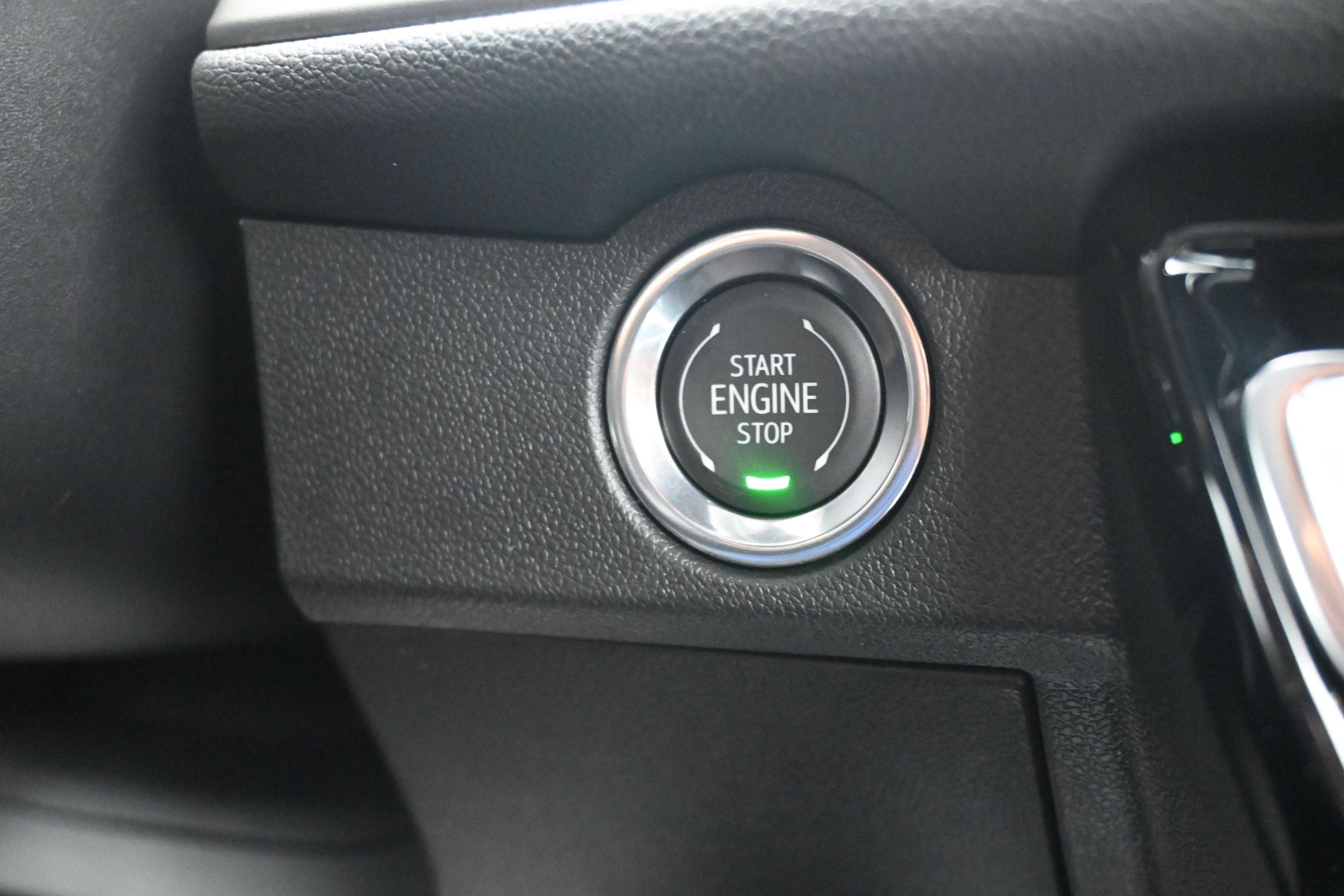 2027 Chevrolet Traverse LT - Photo 18