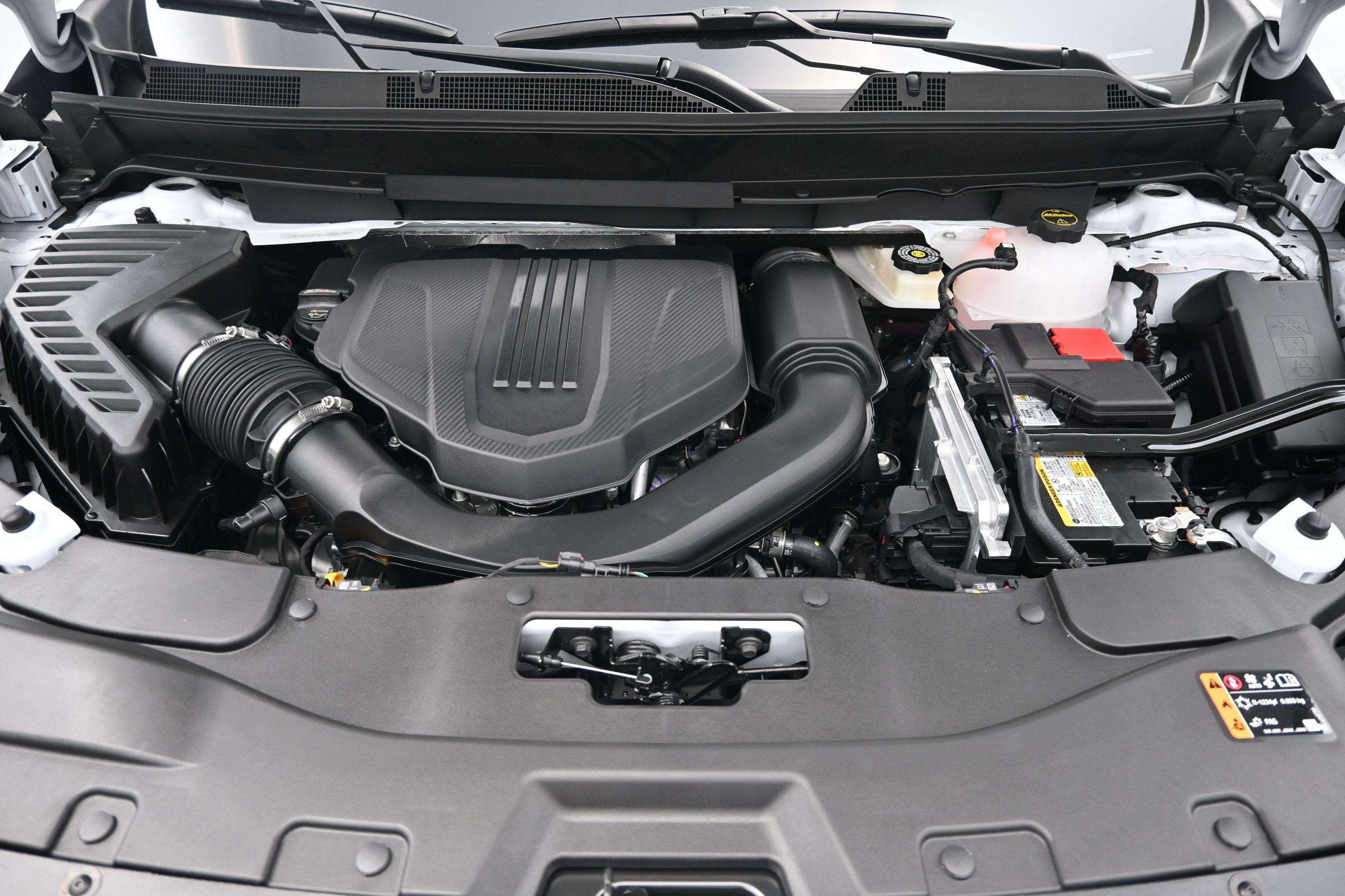 2027 Chevrolet Traverse LT - Photo 36