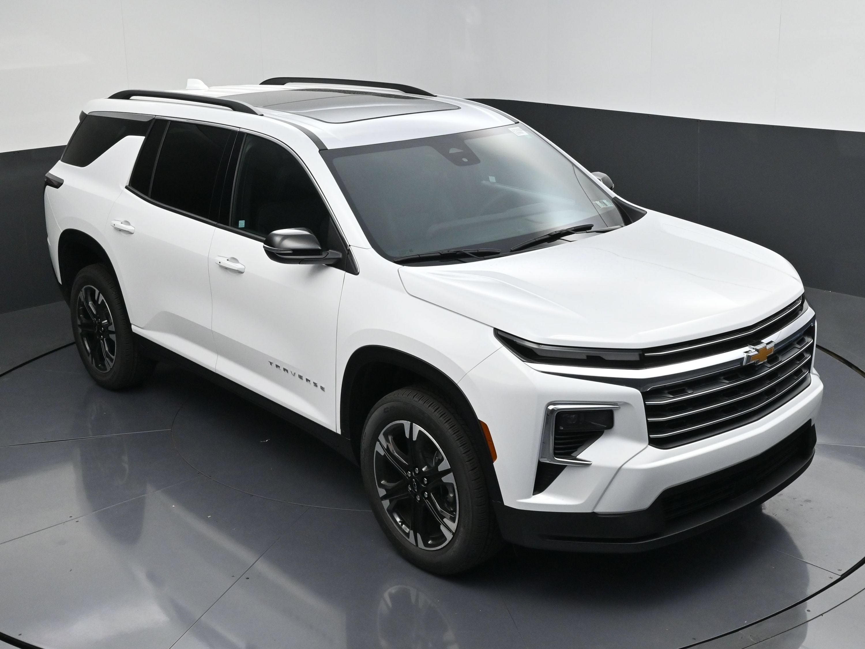 2027 Chevrolet Traverse LT - Photo 48