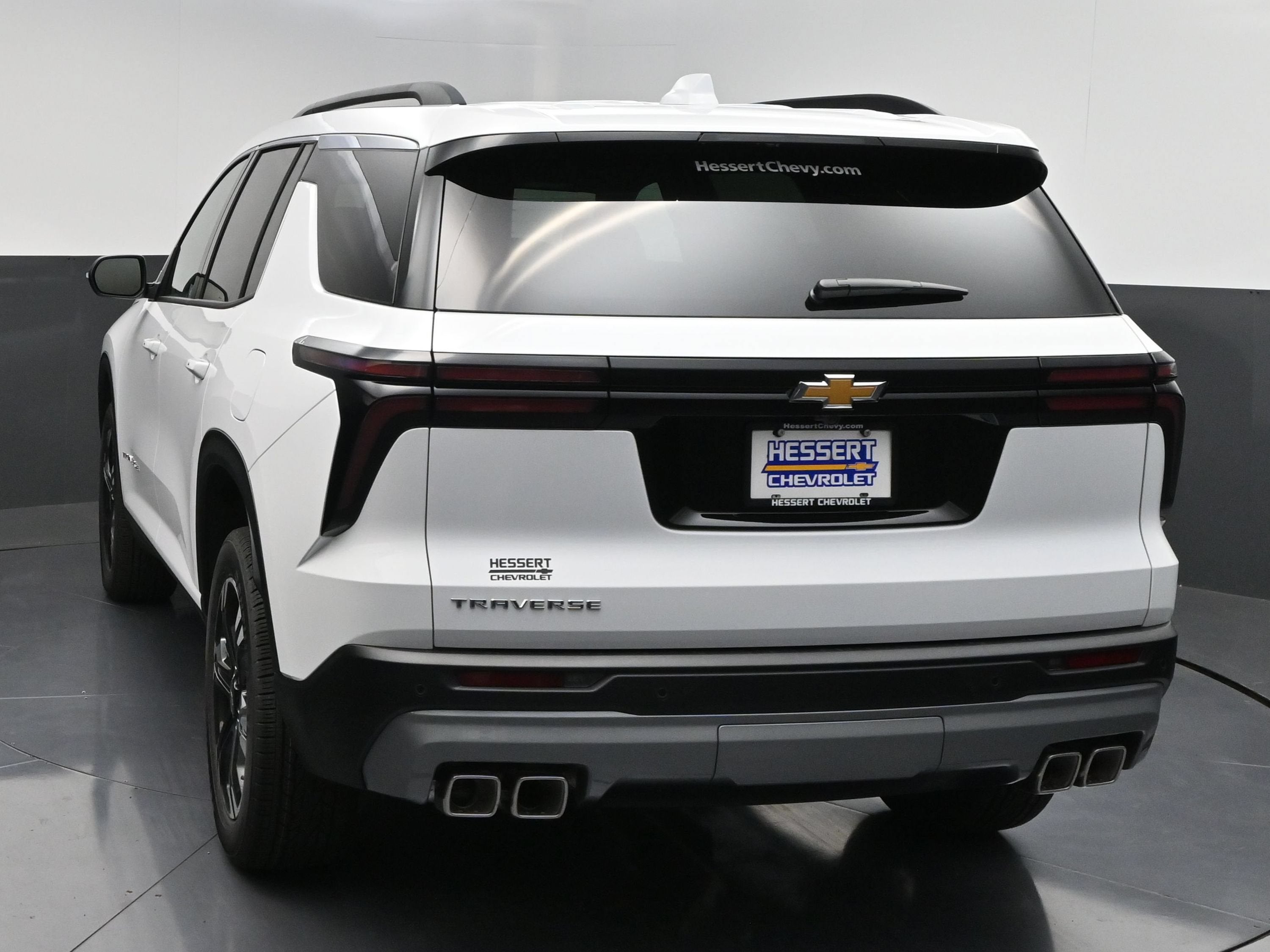 2027 Chevrolet Traverse LT - Photo 6