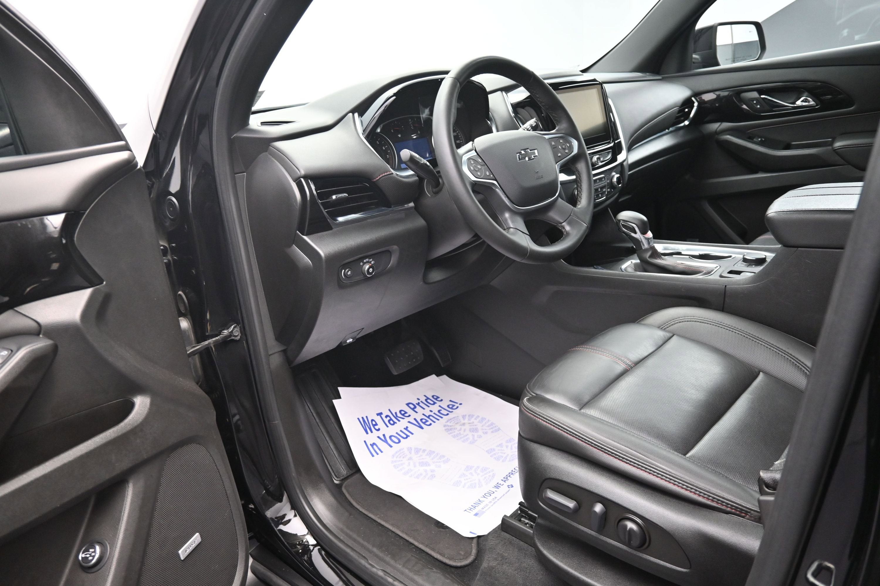 2023 Chevrolet Traverse RS