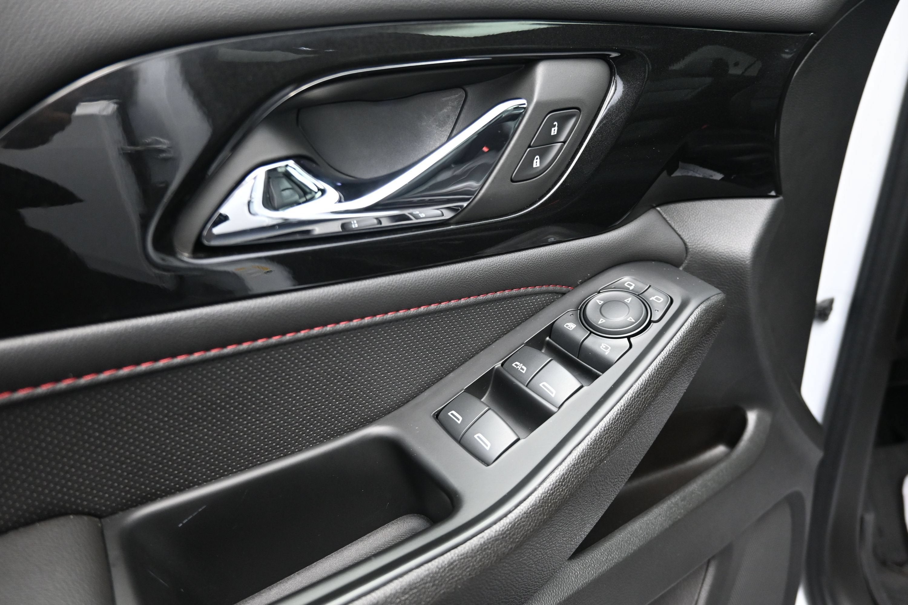 2023 Chevrolet Traverse RS - Photo 29