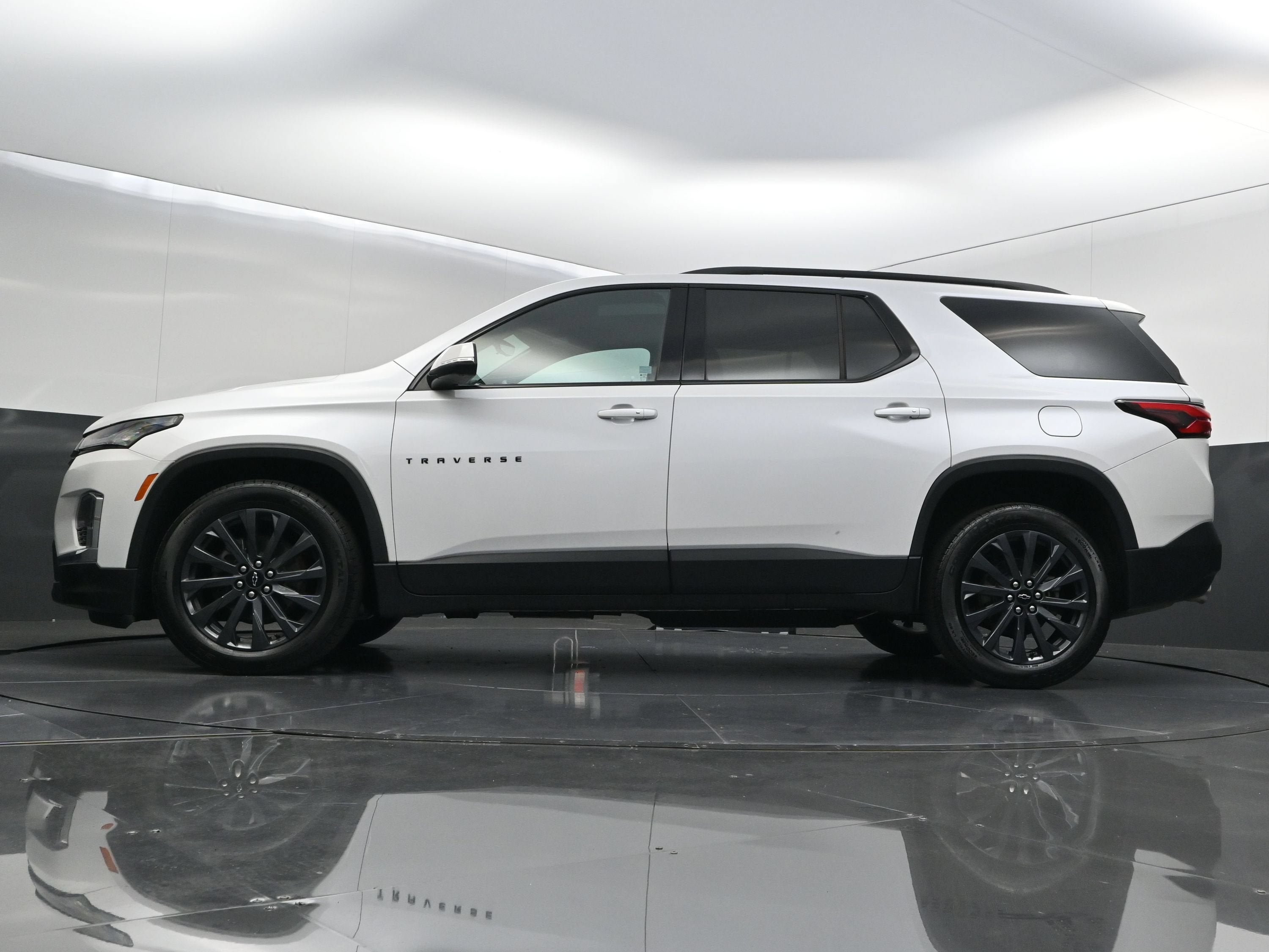 2023 Chevrolet Traverse RS - Photo 49