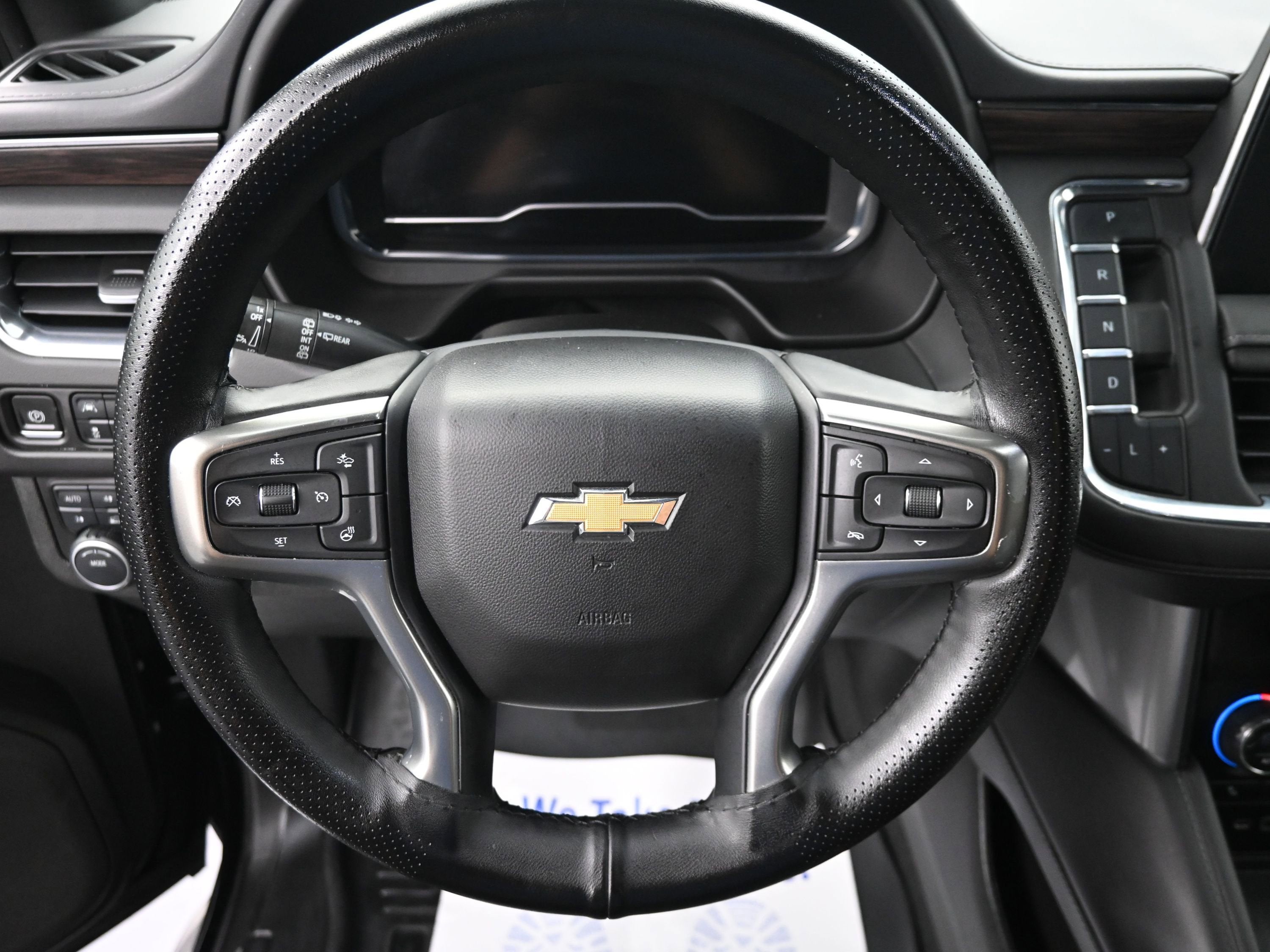 2023 Chevrolet Suburban LT