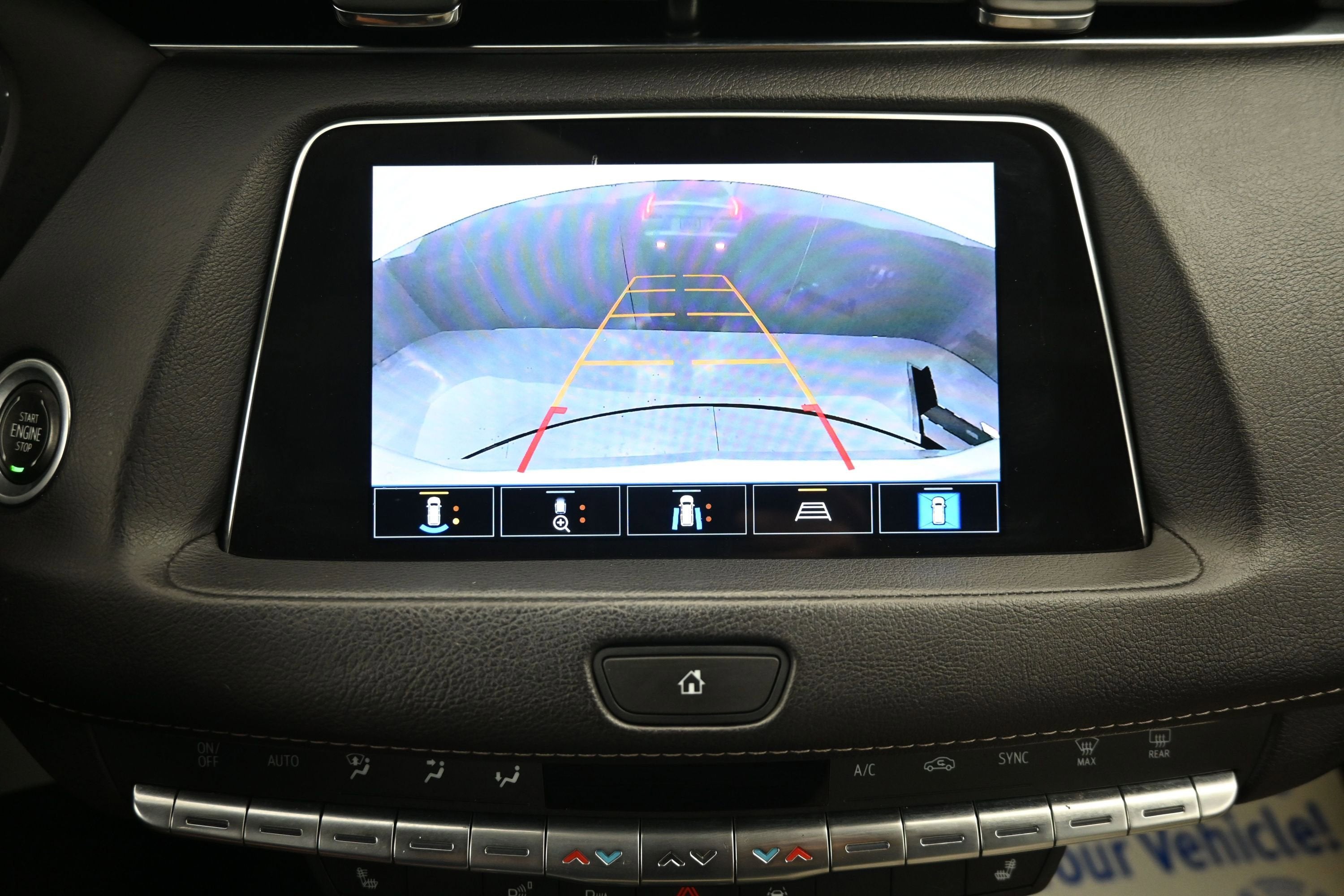 2022 Cadillac XT4 Premium Luxury