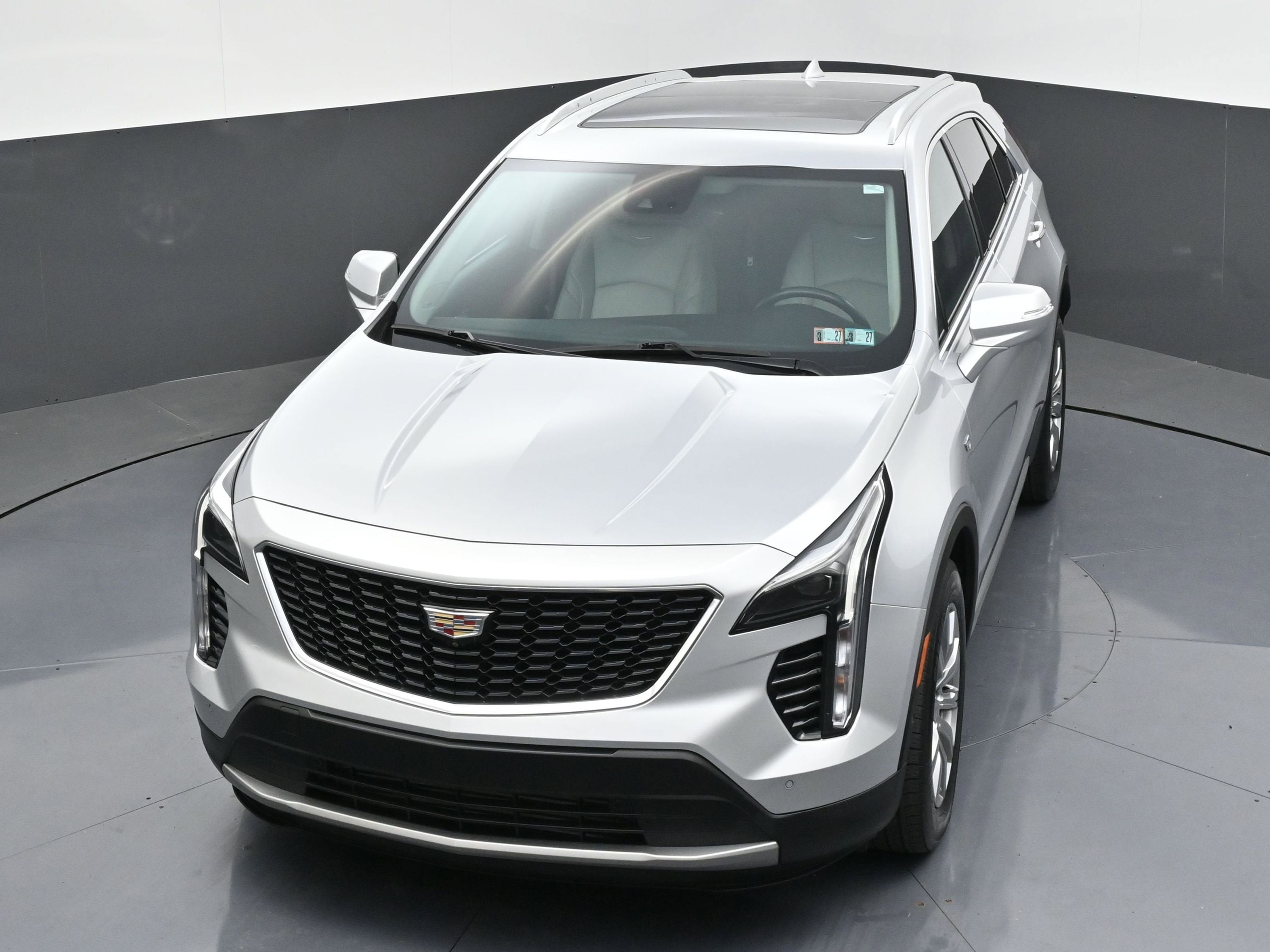 2022 Cadillac XT4 Premium Luxury