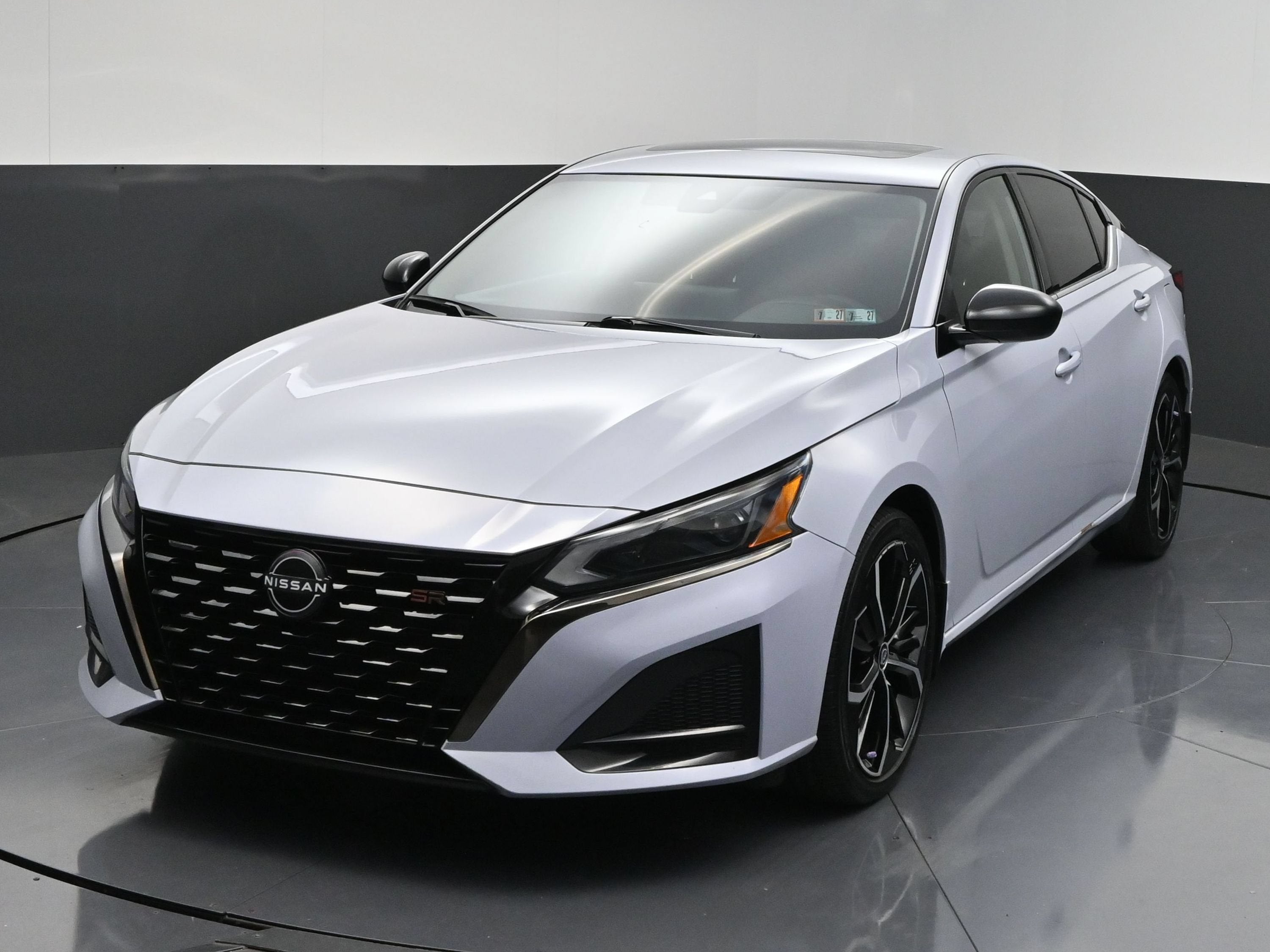 2023 Nissan Altima SR FWD