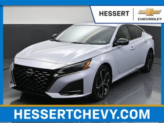 2023 Nissan Altima SR FWD