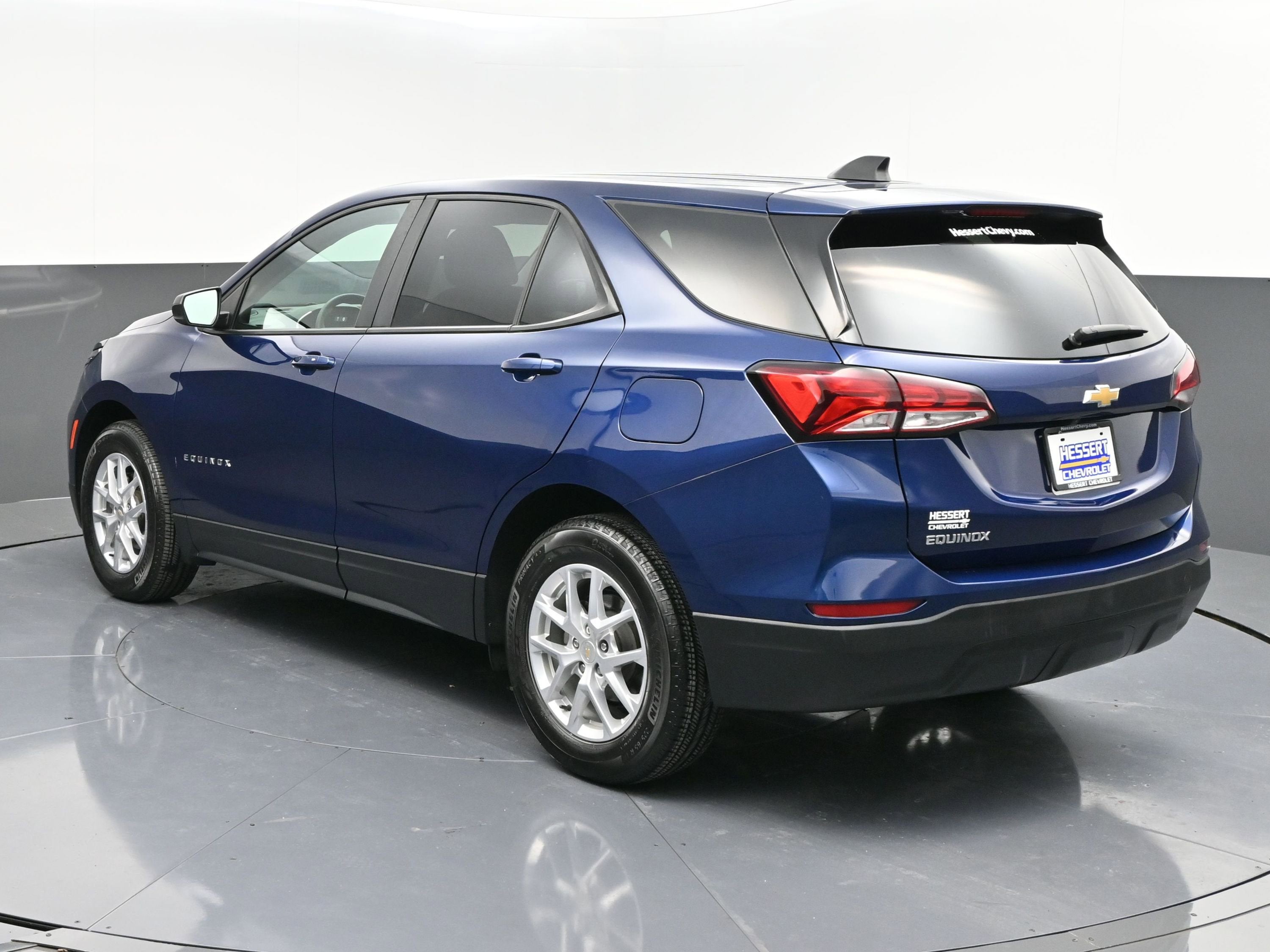 2023 Chevrolet Equinox LS