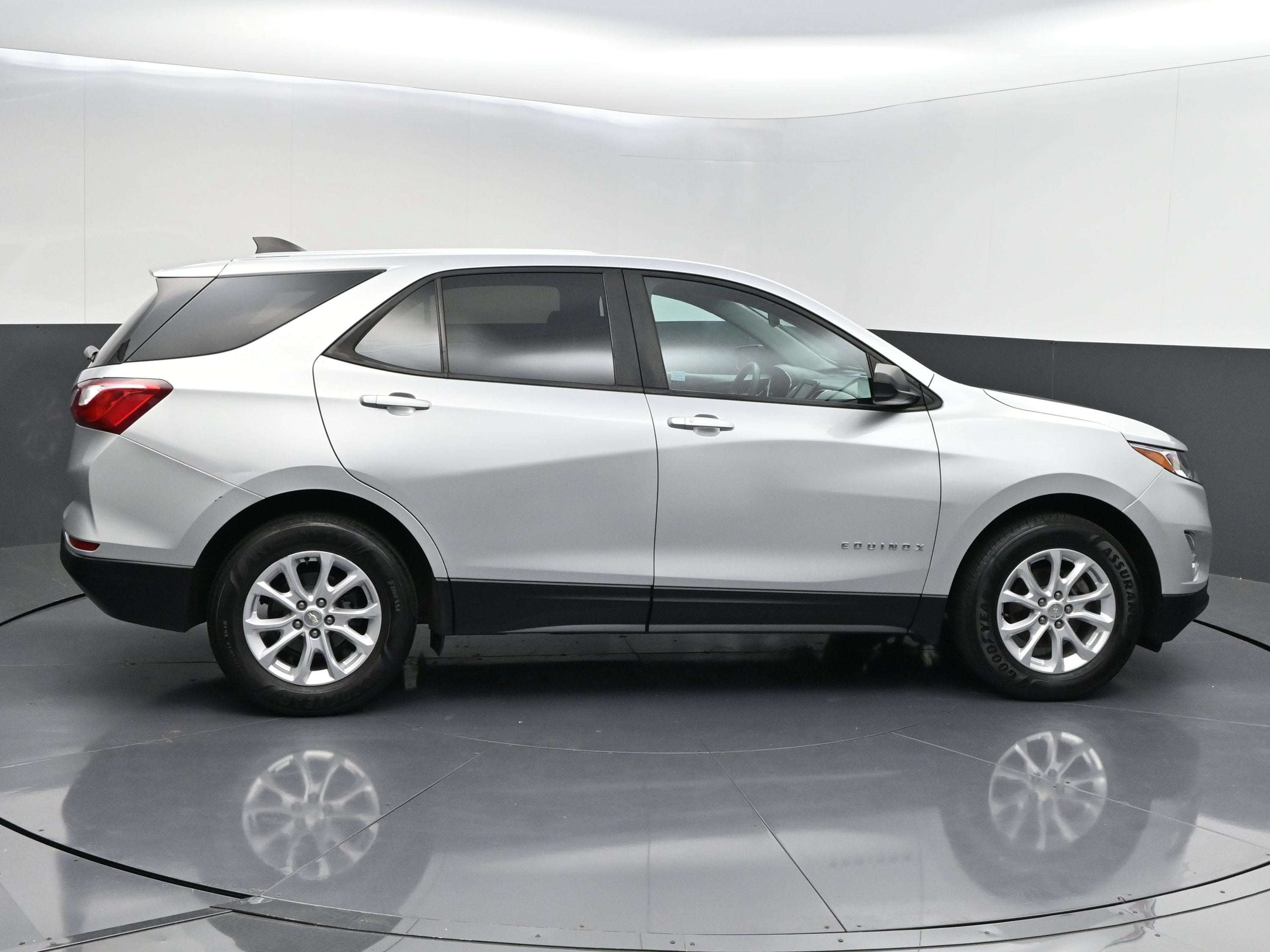 2021 Chevrolet Equinox LS