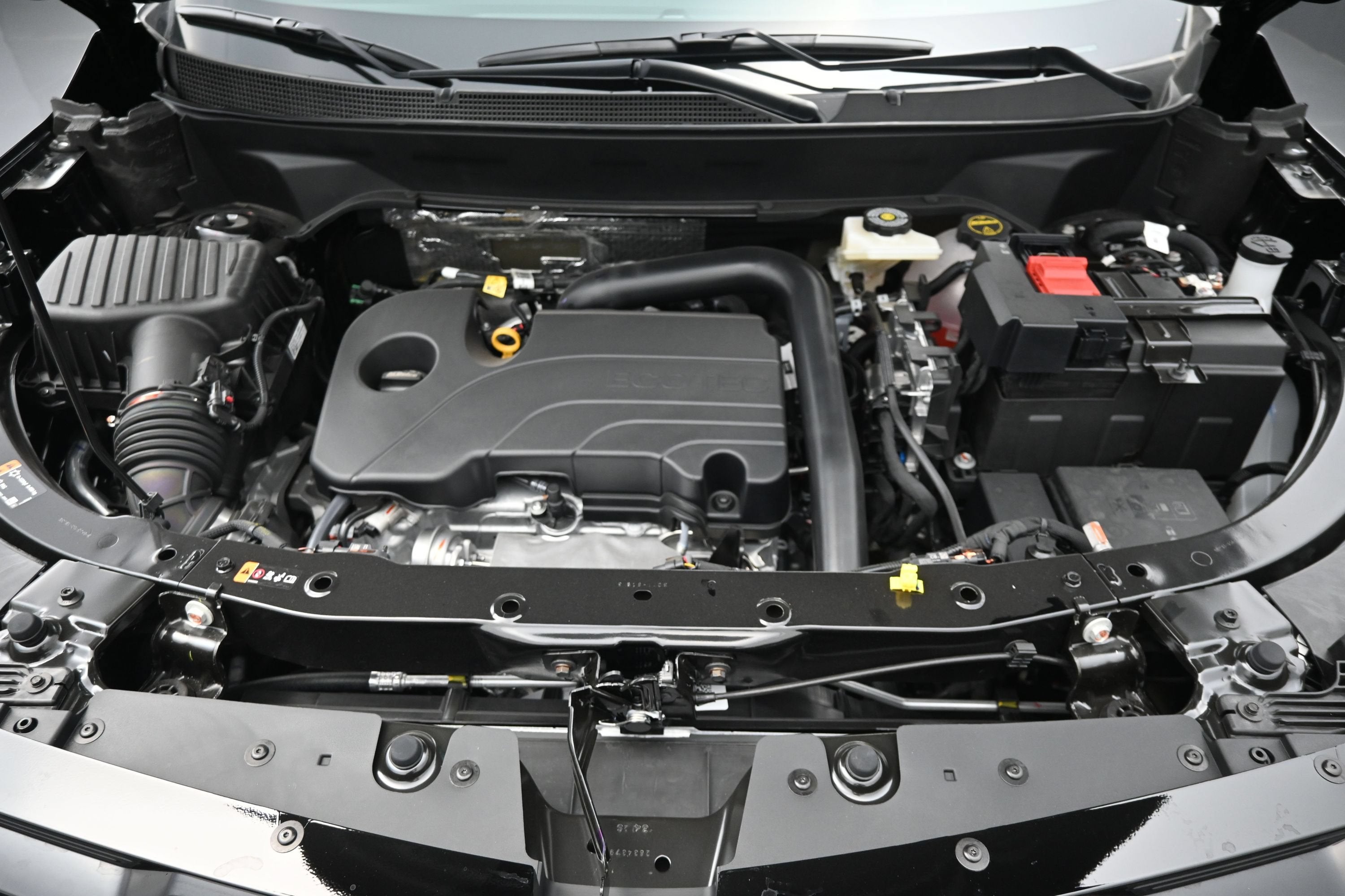 2027 Chevrolet Equinox RS - Photo 36