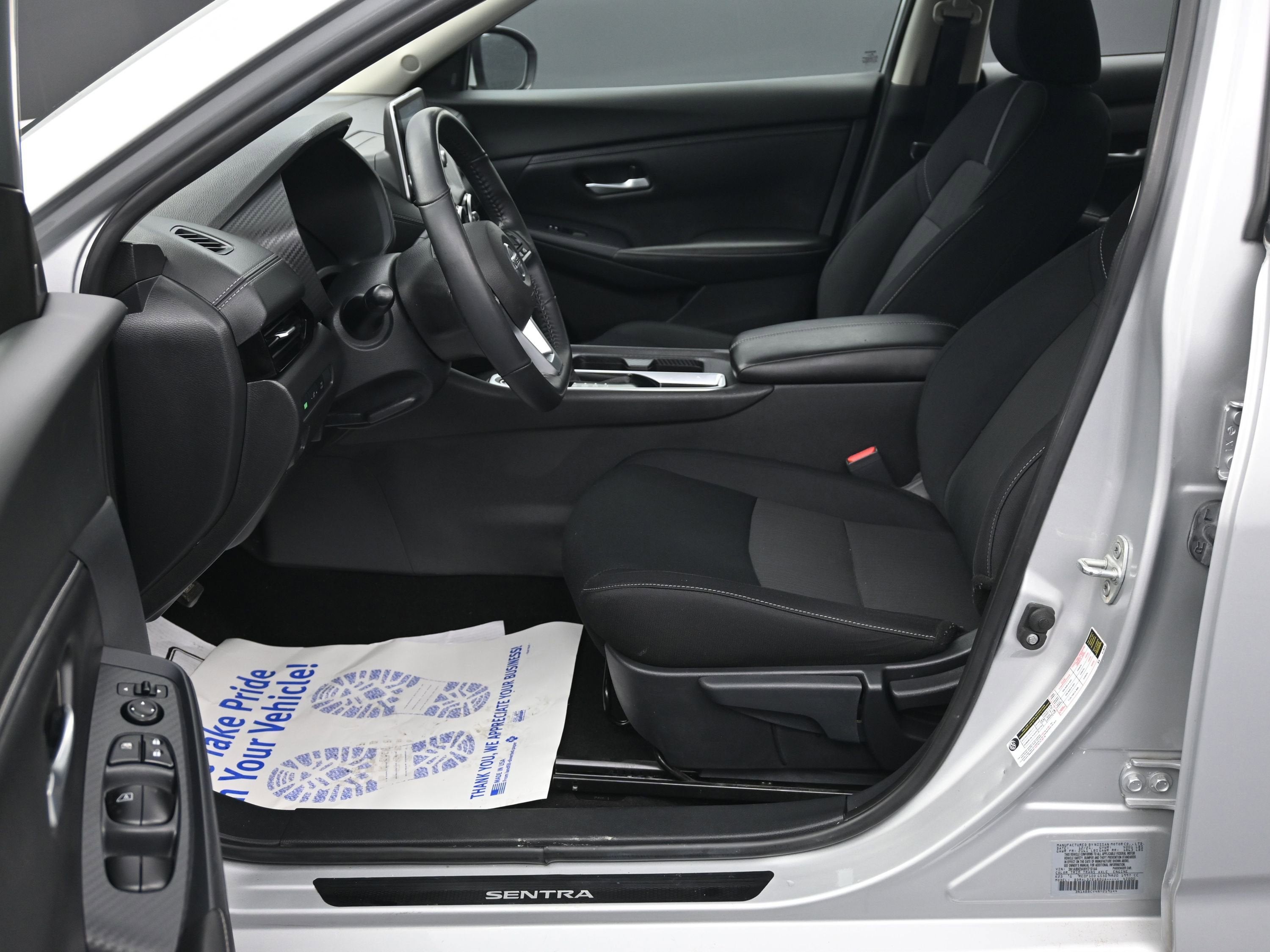 2022 Nissan Sentra SV Xtronic CVT