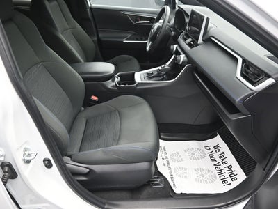 2023 Toyota RAV4 Hybrid SE