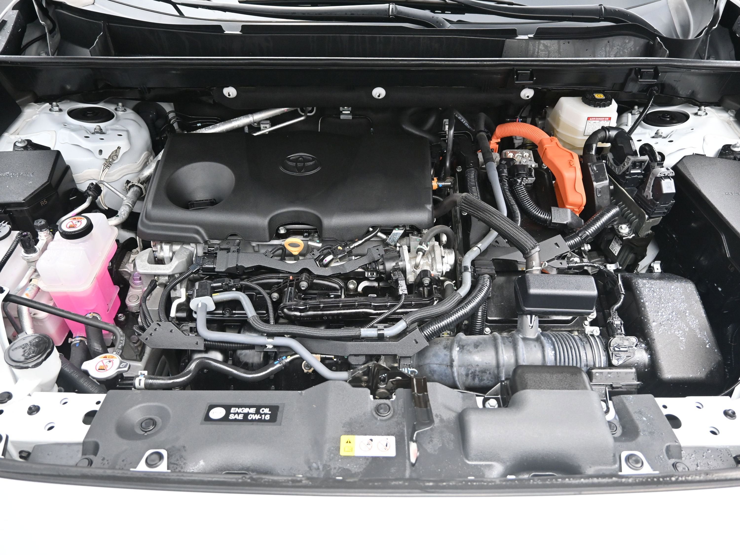 2023 Toyota RAV4 Hybrid SE