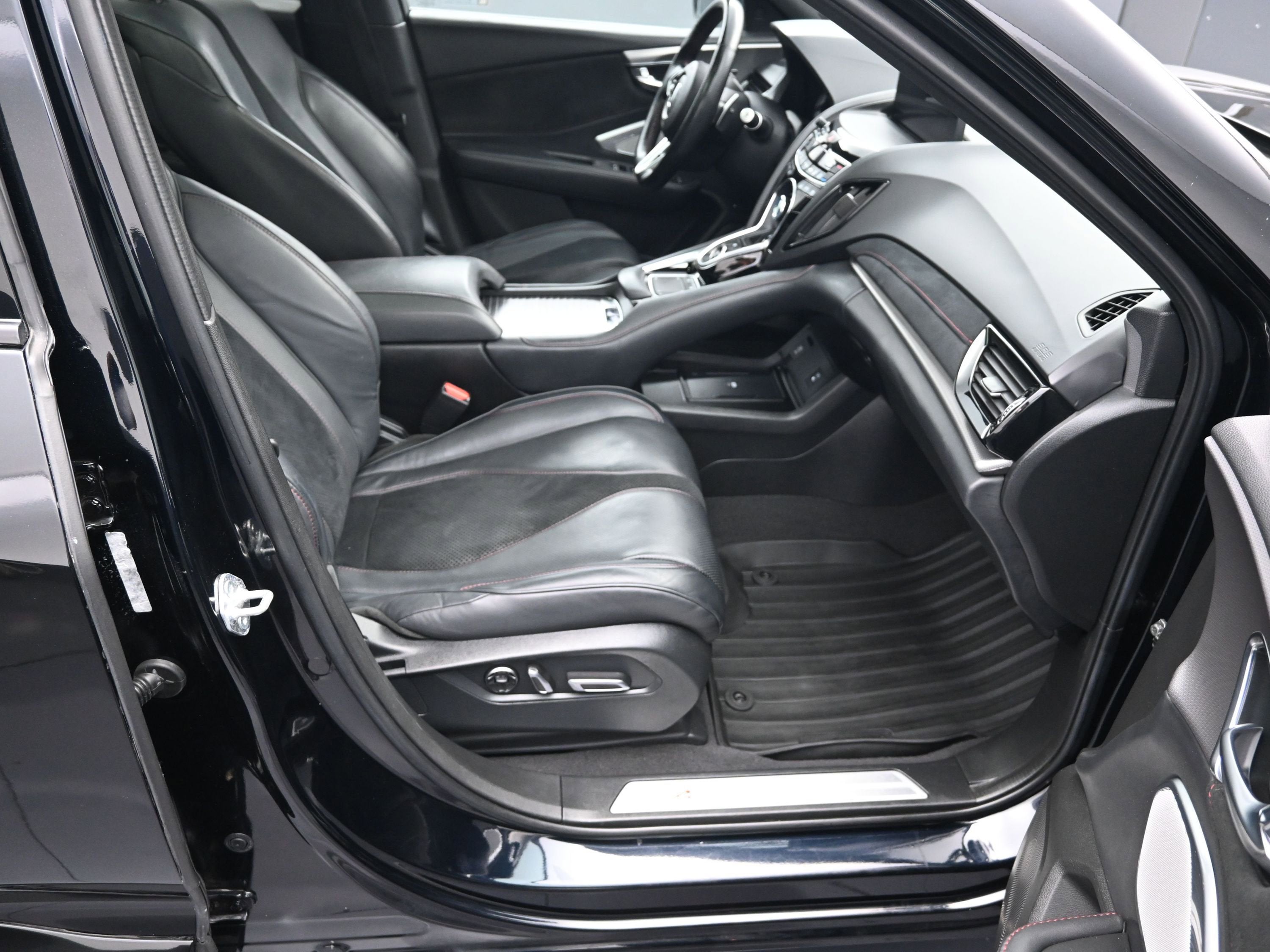 2023 Acura RDX A-SPEC Advance Package