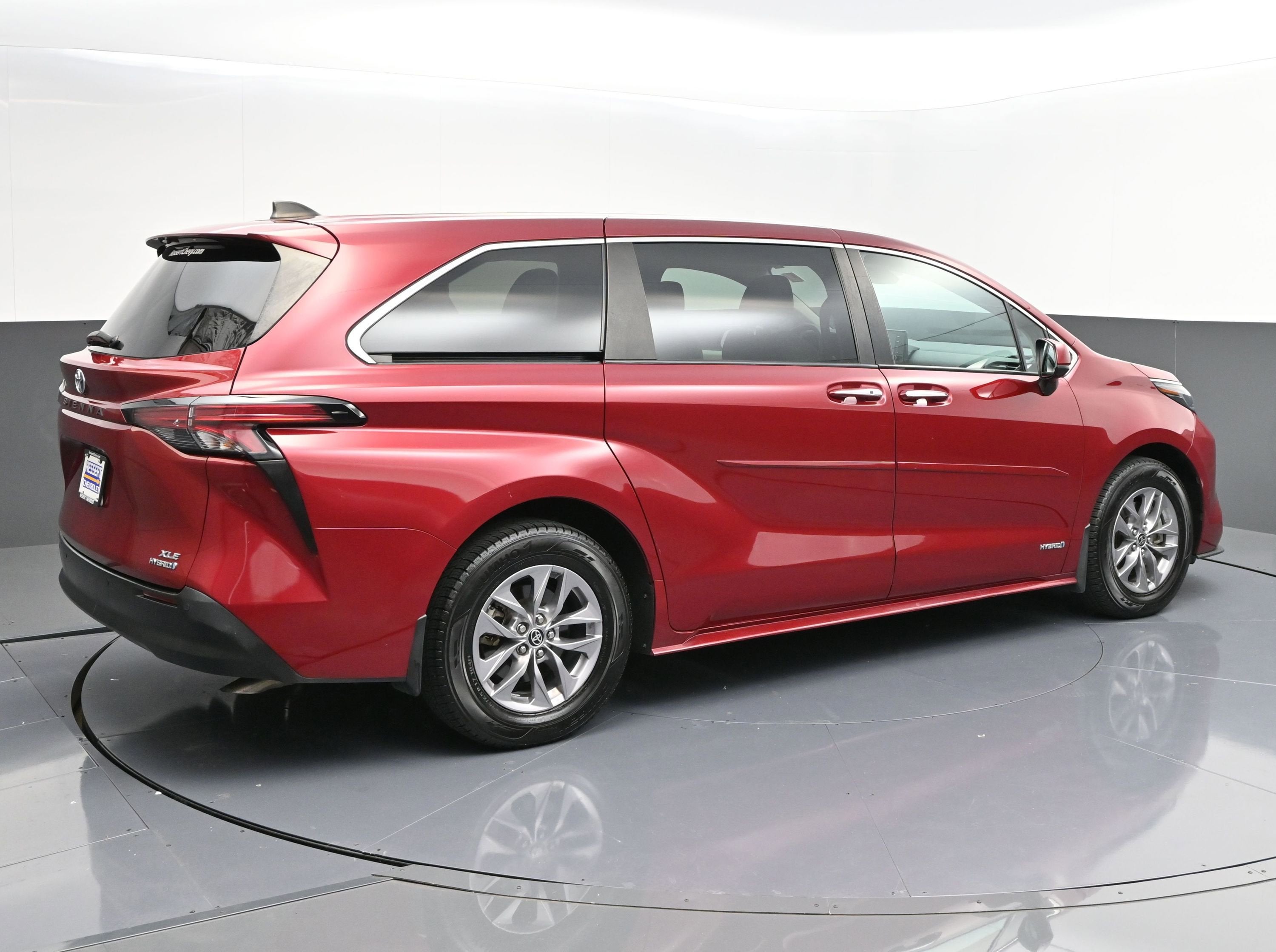 2021 Toyota Sienna XLE