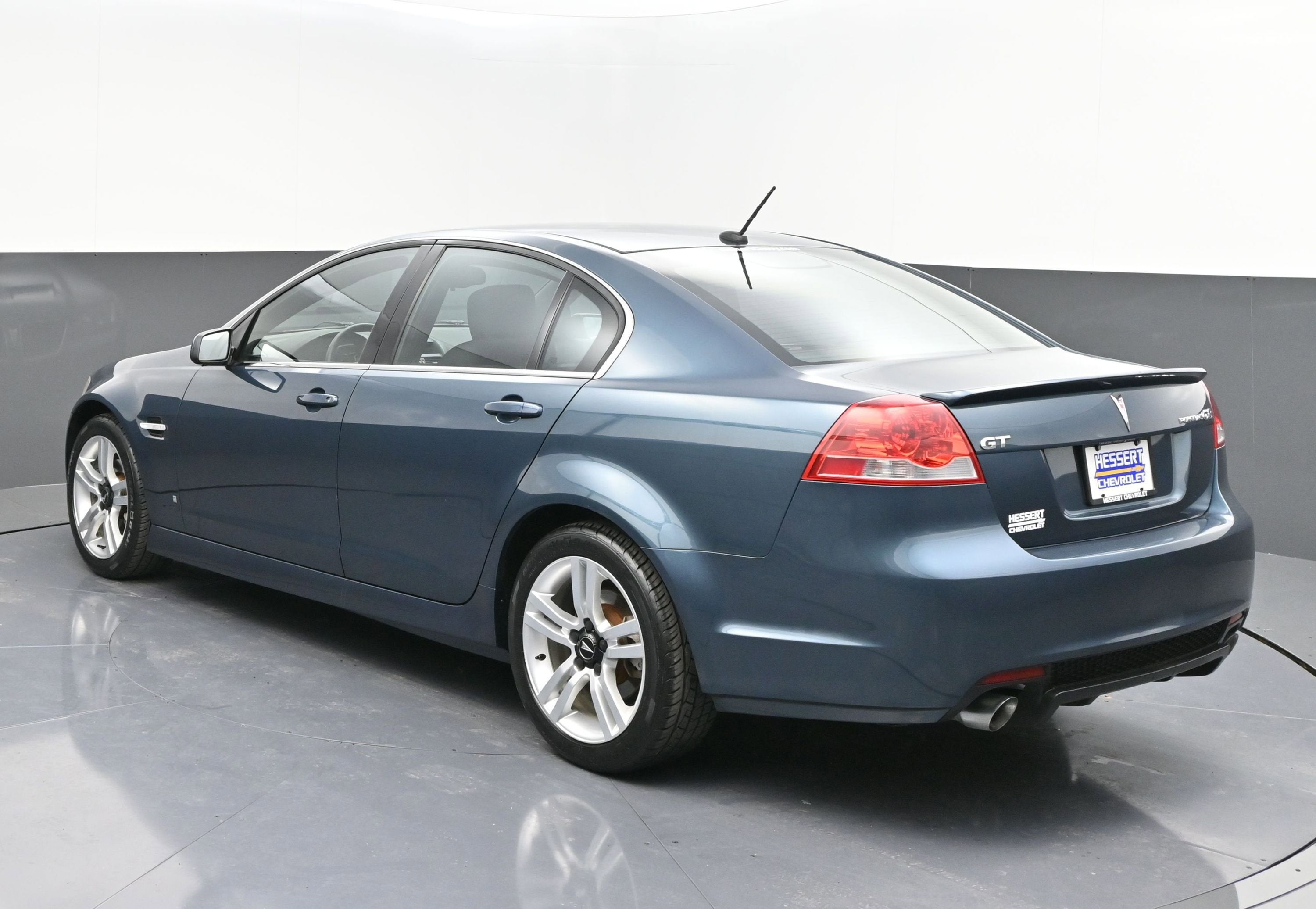 2009 Pontiac G8 4dr Sdn
