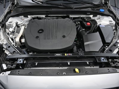 2023 Volvo S60 B5 Plus Dark Theme