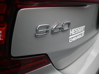 2023 Volvo S60 B5 Plus Dark Theme