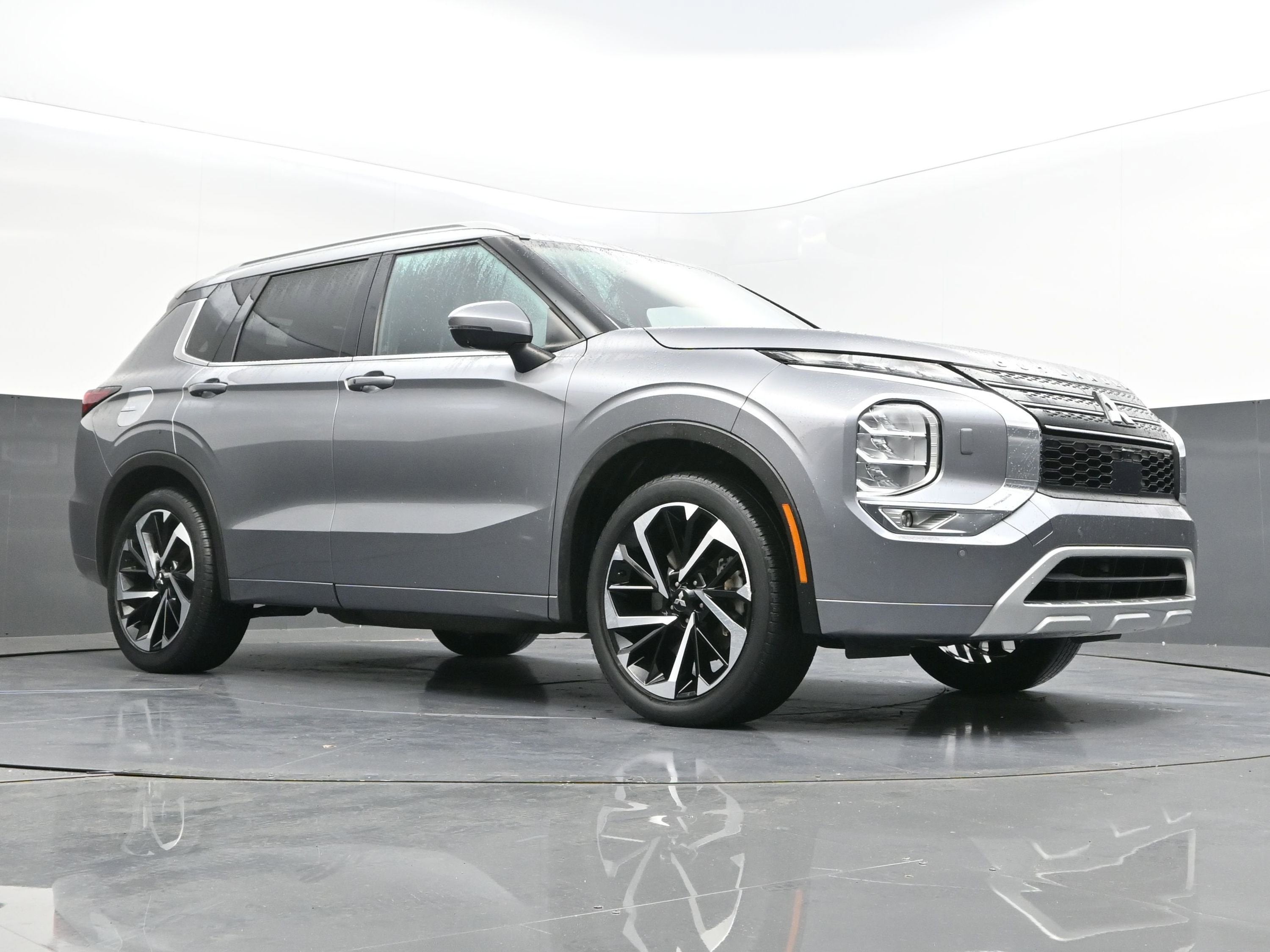 2022 Mitsubishi Outlander SEL Launch Edition S-AWC