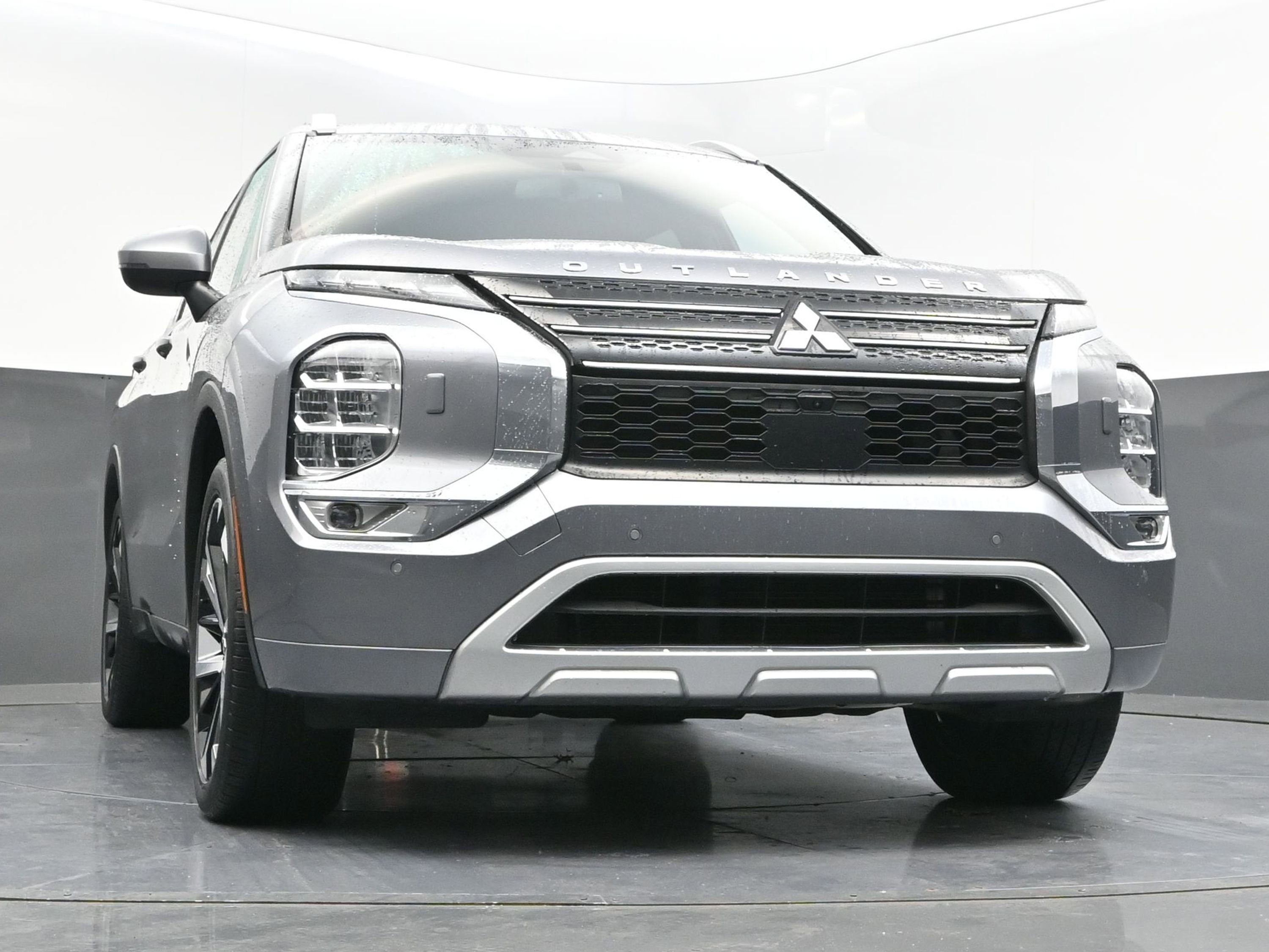 2022 Mitsubishi Outlander SEL Launch Edition S-AWC