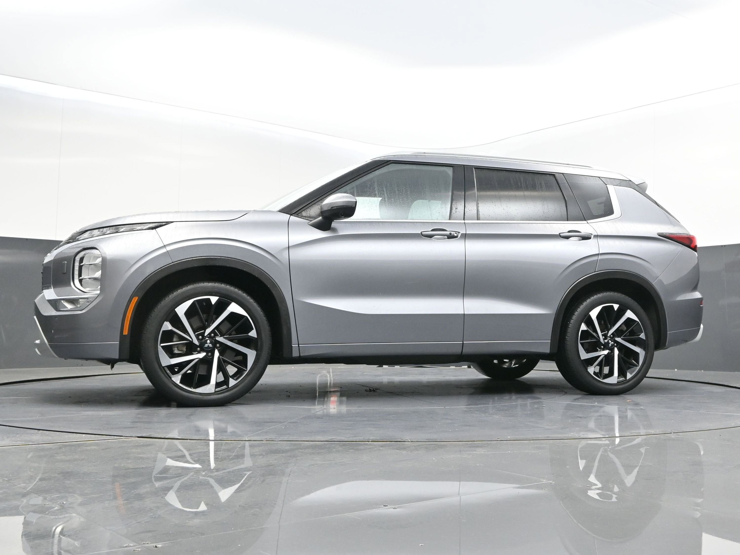 2022 Mitsubishi Outlander SEL Launch Edition S-AWC