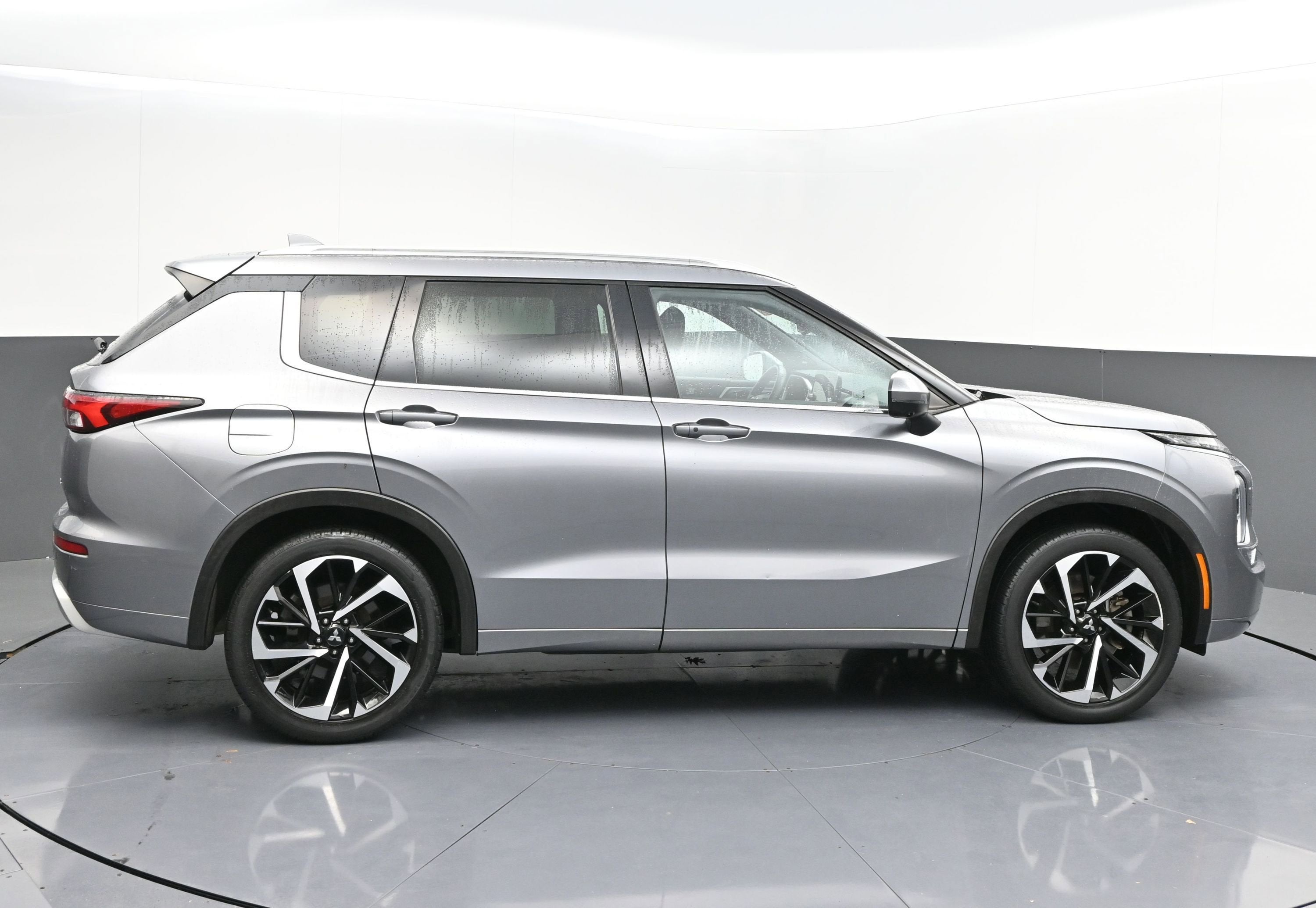 2022 Mitsubishi Outlander SEL Launch Edition S-AWC