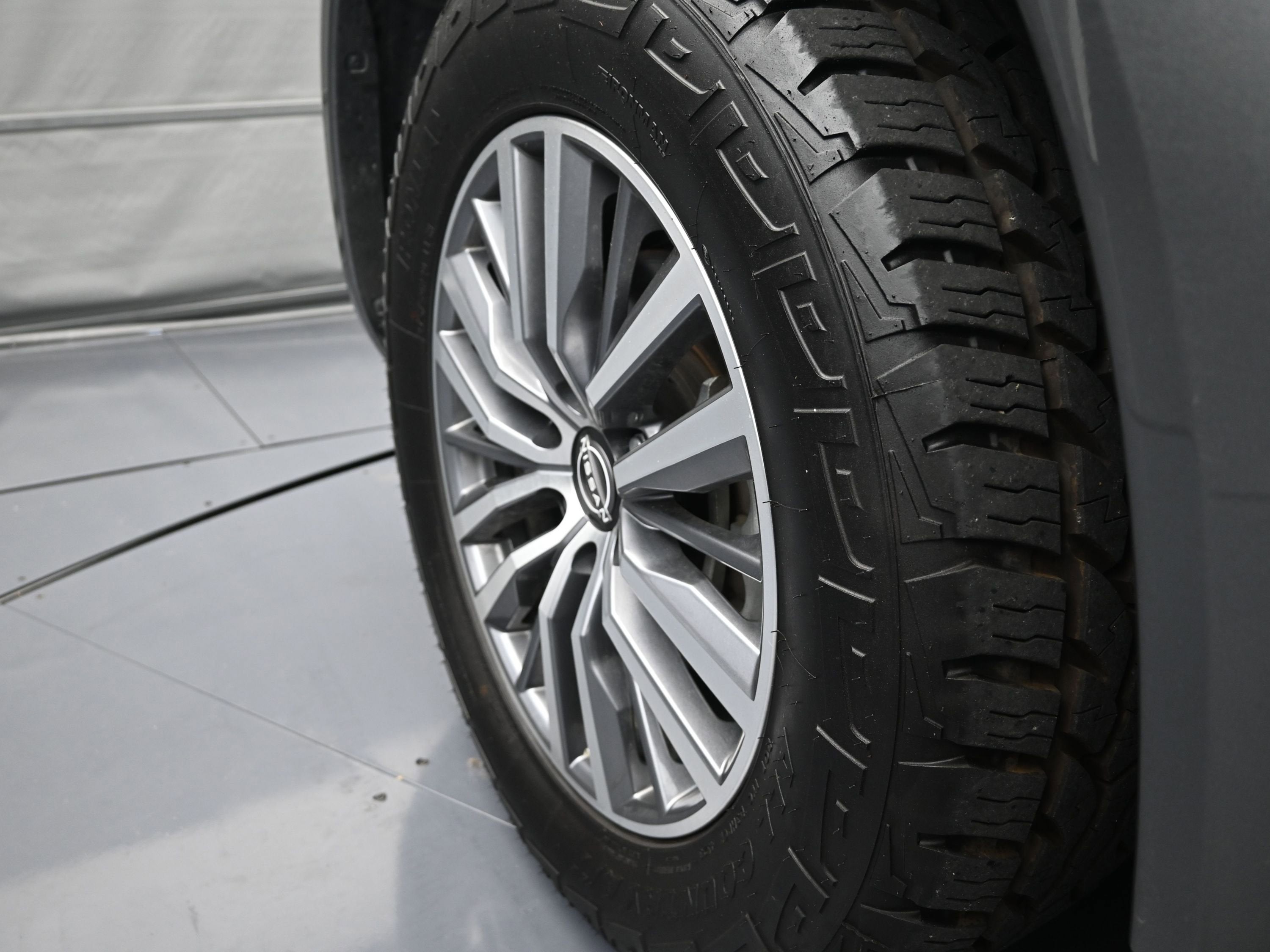 2023 Nissan Armada SL 2WD